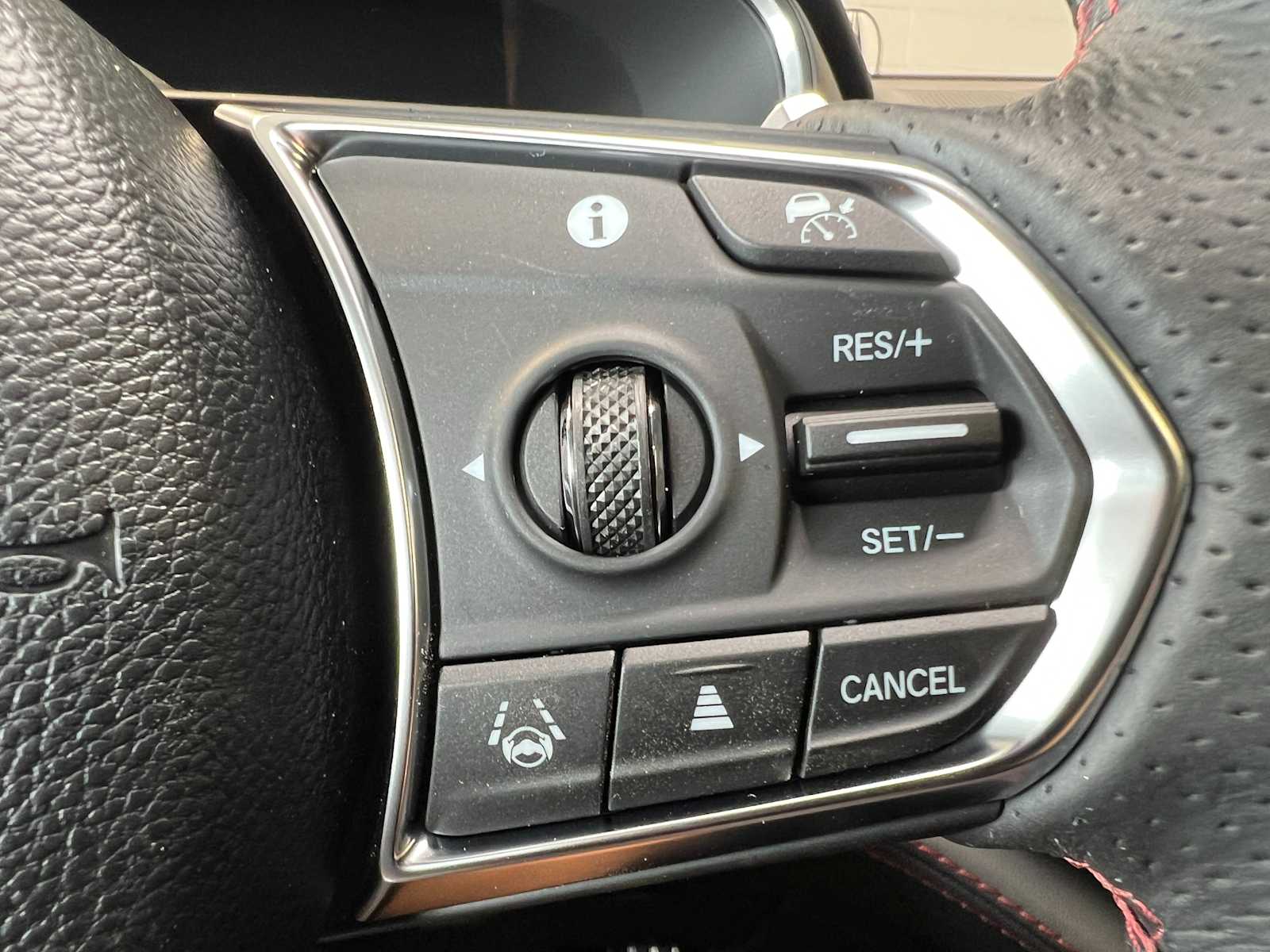2026 Acura MDX Base 18