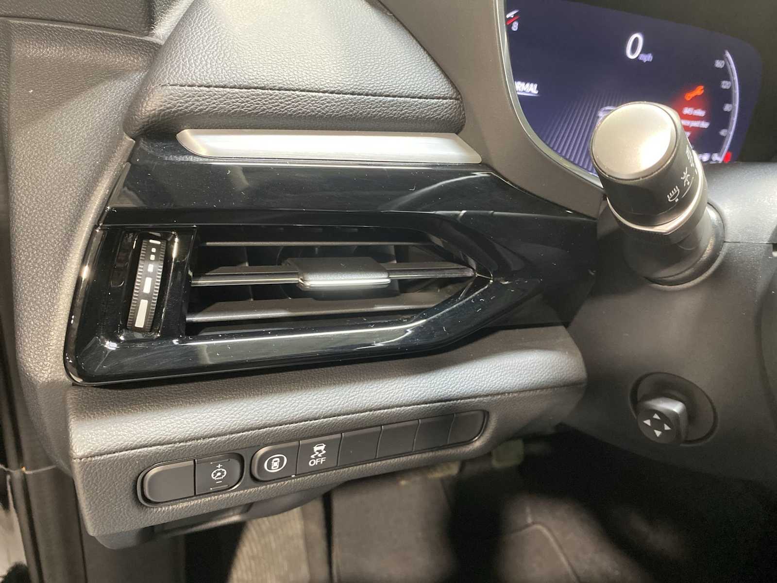 Thumbnail: 2023 Acura MDX - 24