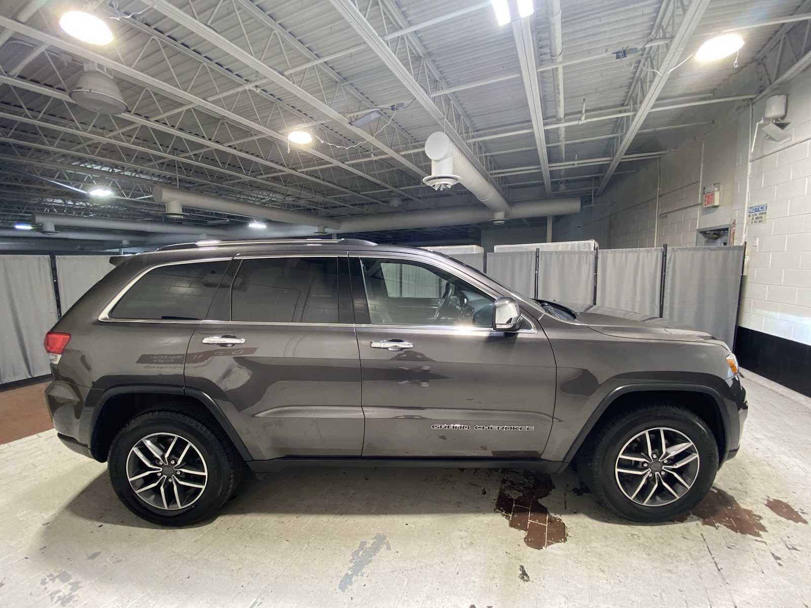 Thumbnail: 2019 Jeep Grand Cherokee - 27