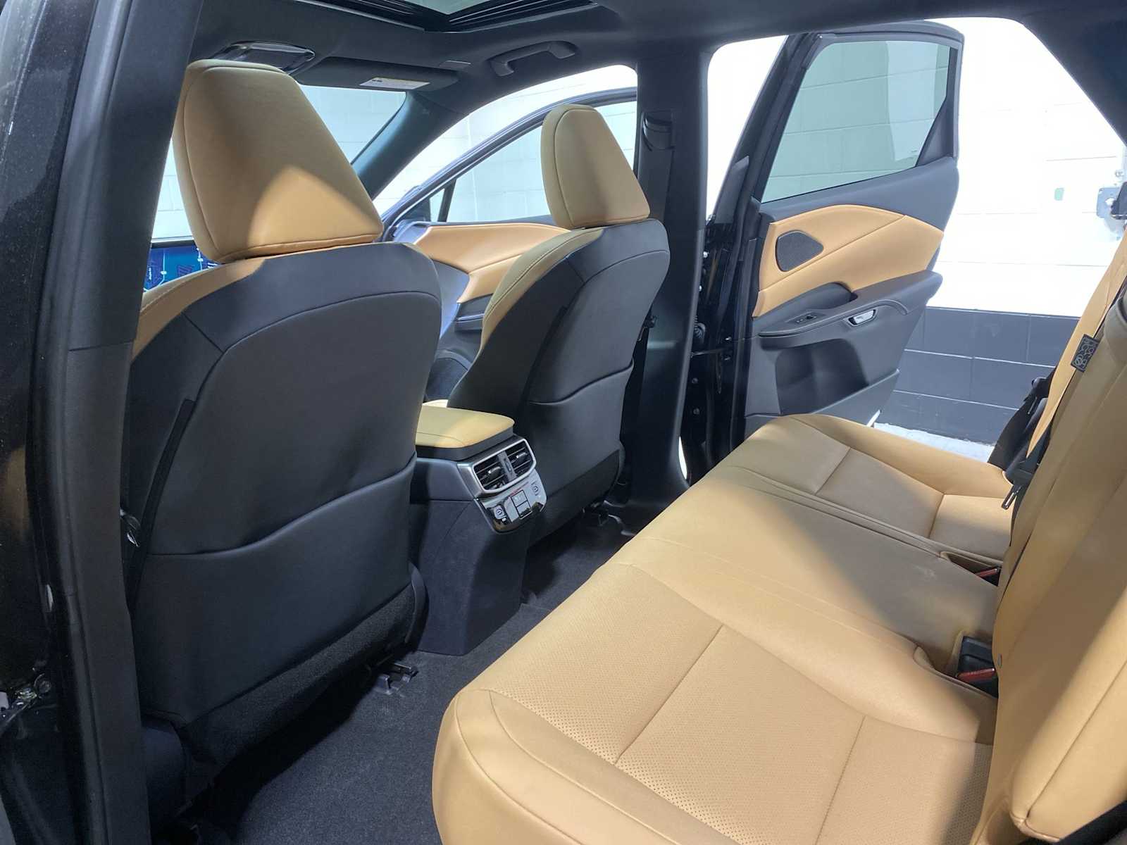 Thumbnail: 2024 Lexus RX - 12