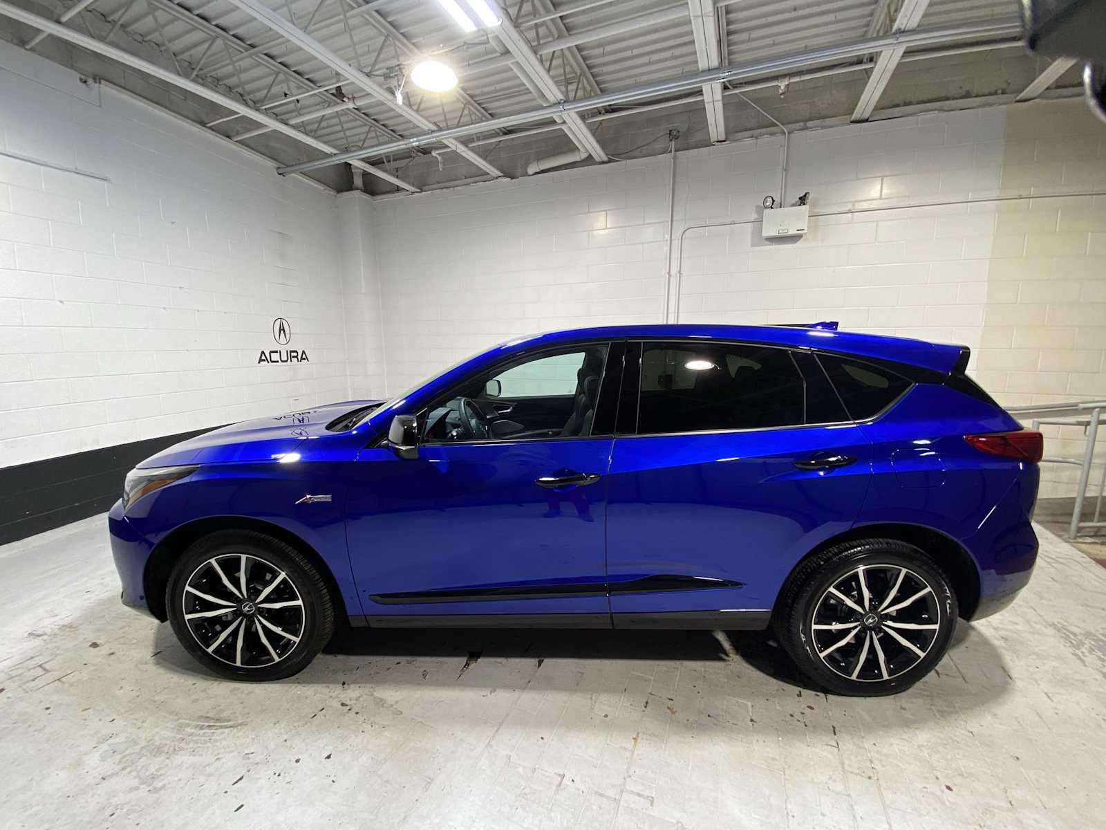 Thumbnail: 2025 Acura RDX - 3