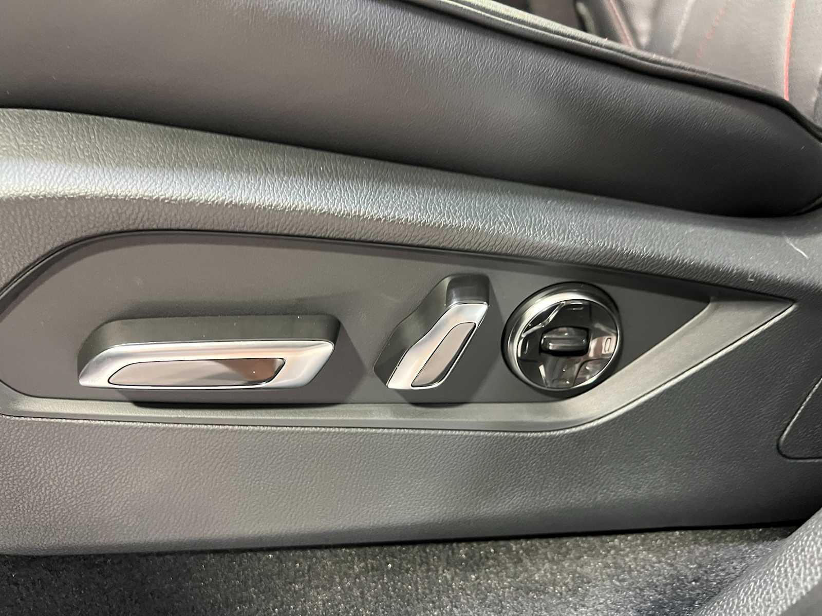 Thumbnail: 2026 Acura MDX - 20