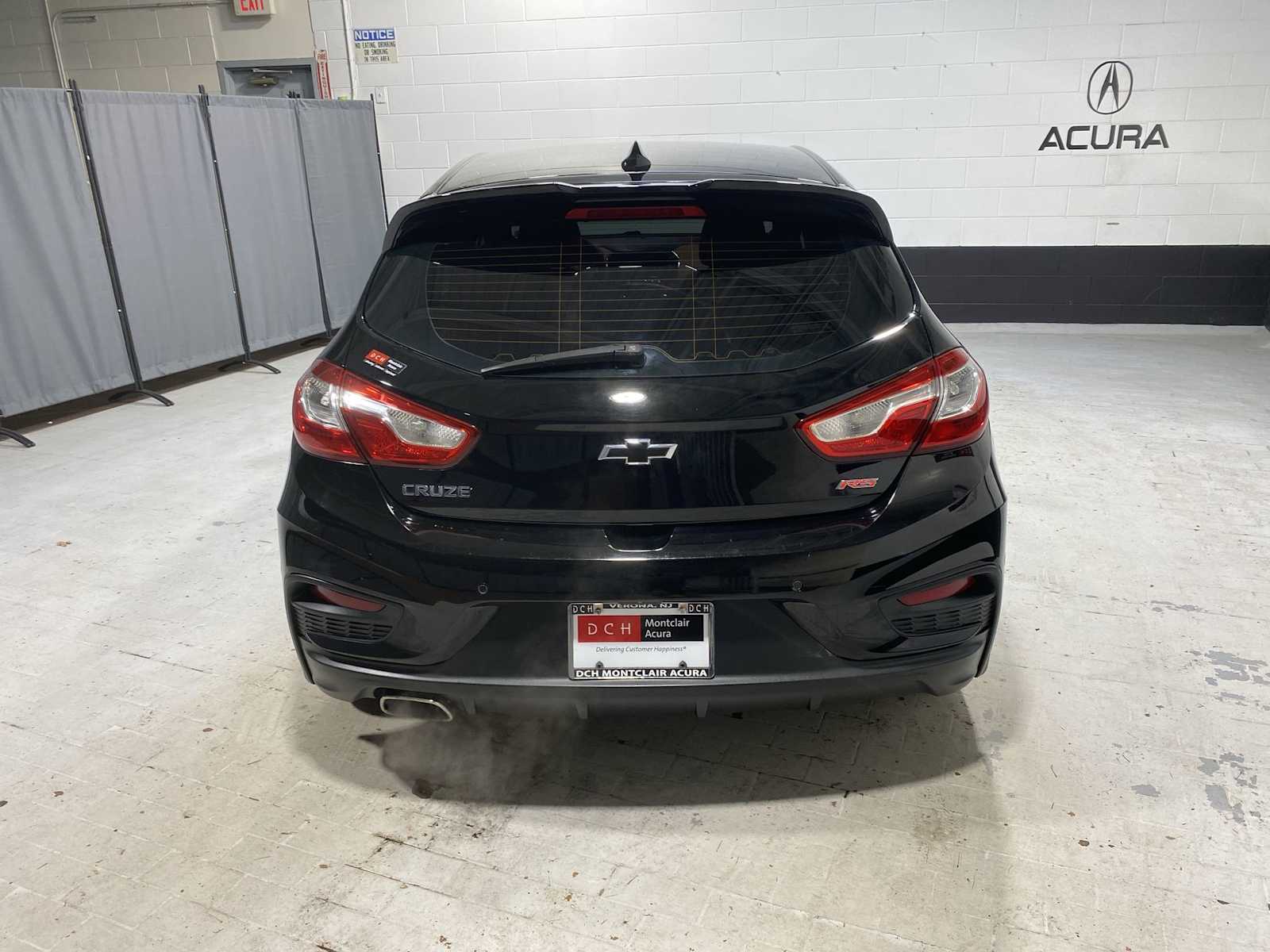 Thumbnail: 2017 Chevrolet Cruze - 5