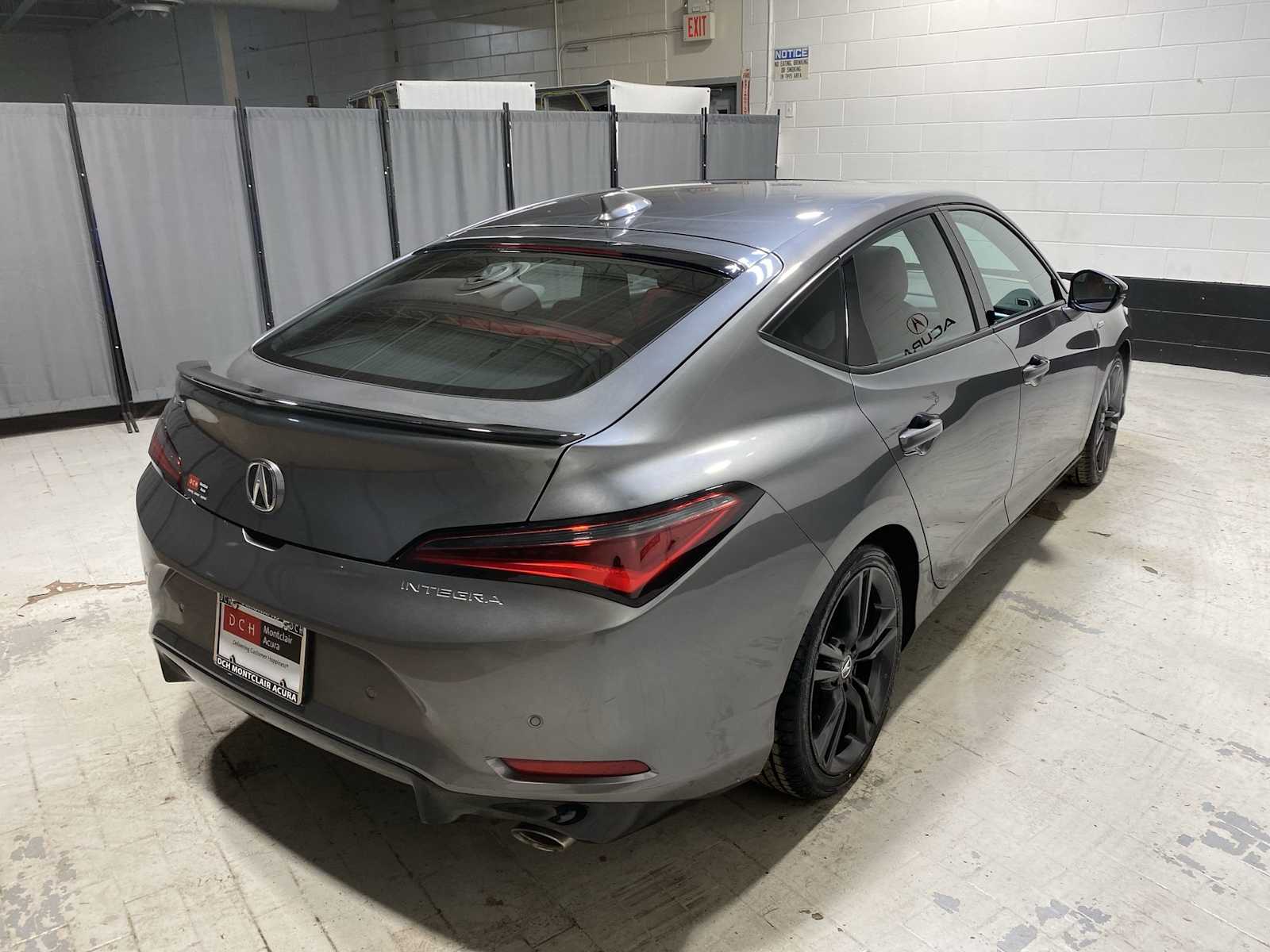 Thumbnail: 2023 Acura Integra - 26