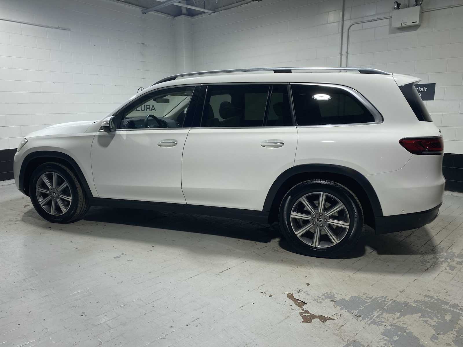 Thumbnail: 2022 Mercedes-Benz GLS - 3