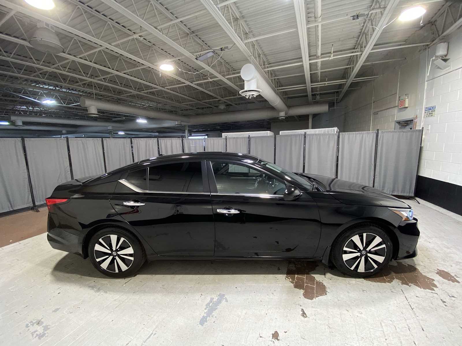 Thumbnail: 2022 Nissan Altima - 27