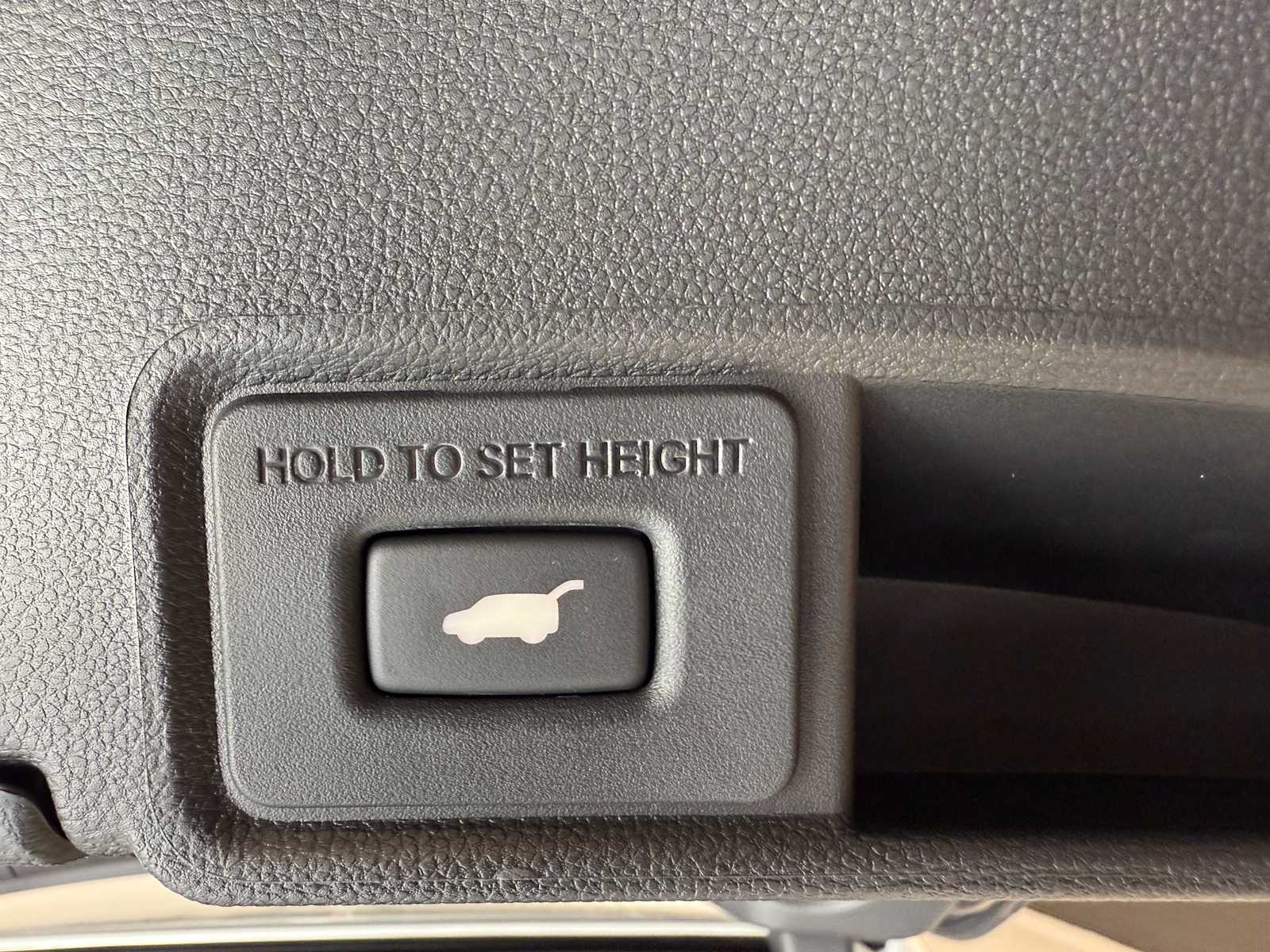 Thumbnail: 2026 Acura RDX - 29