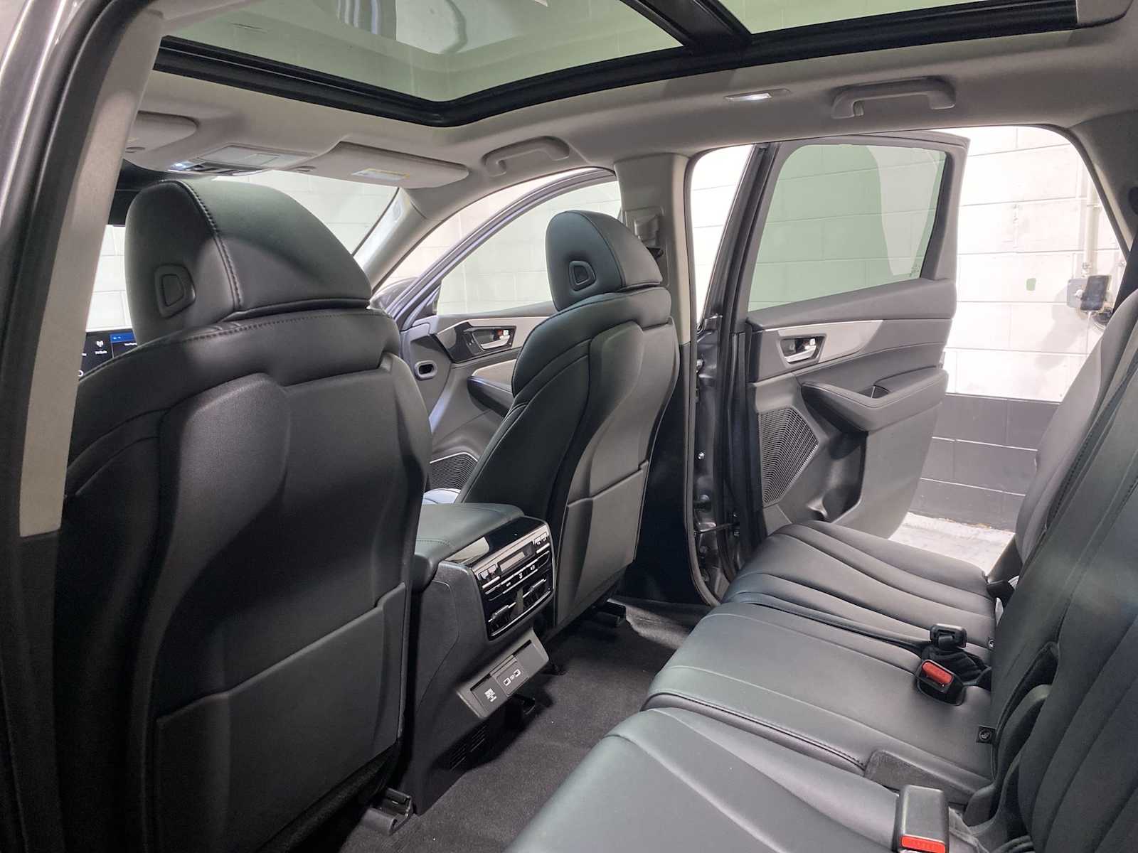 Thumbnail: 2023 Acura MDX - 12