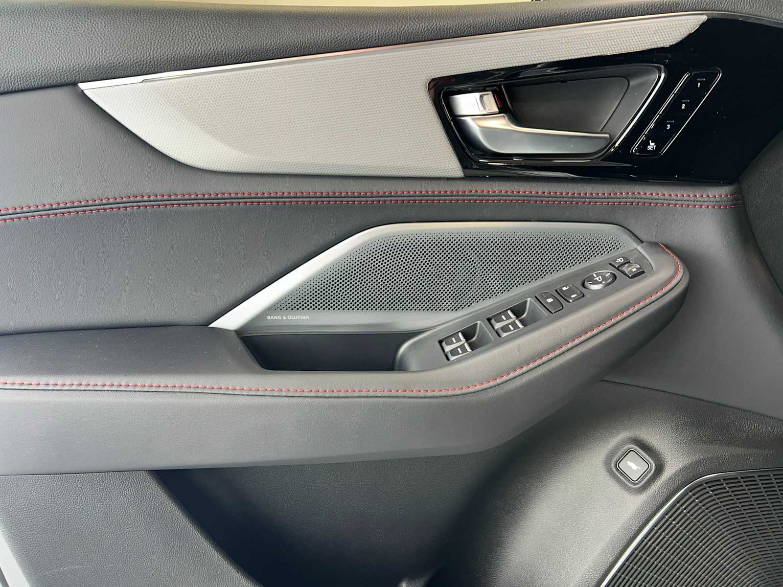2026 Acura MDX Base 24