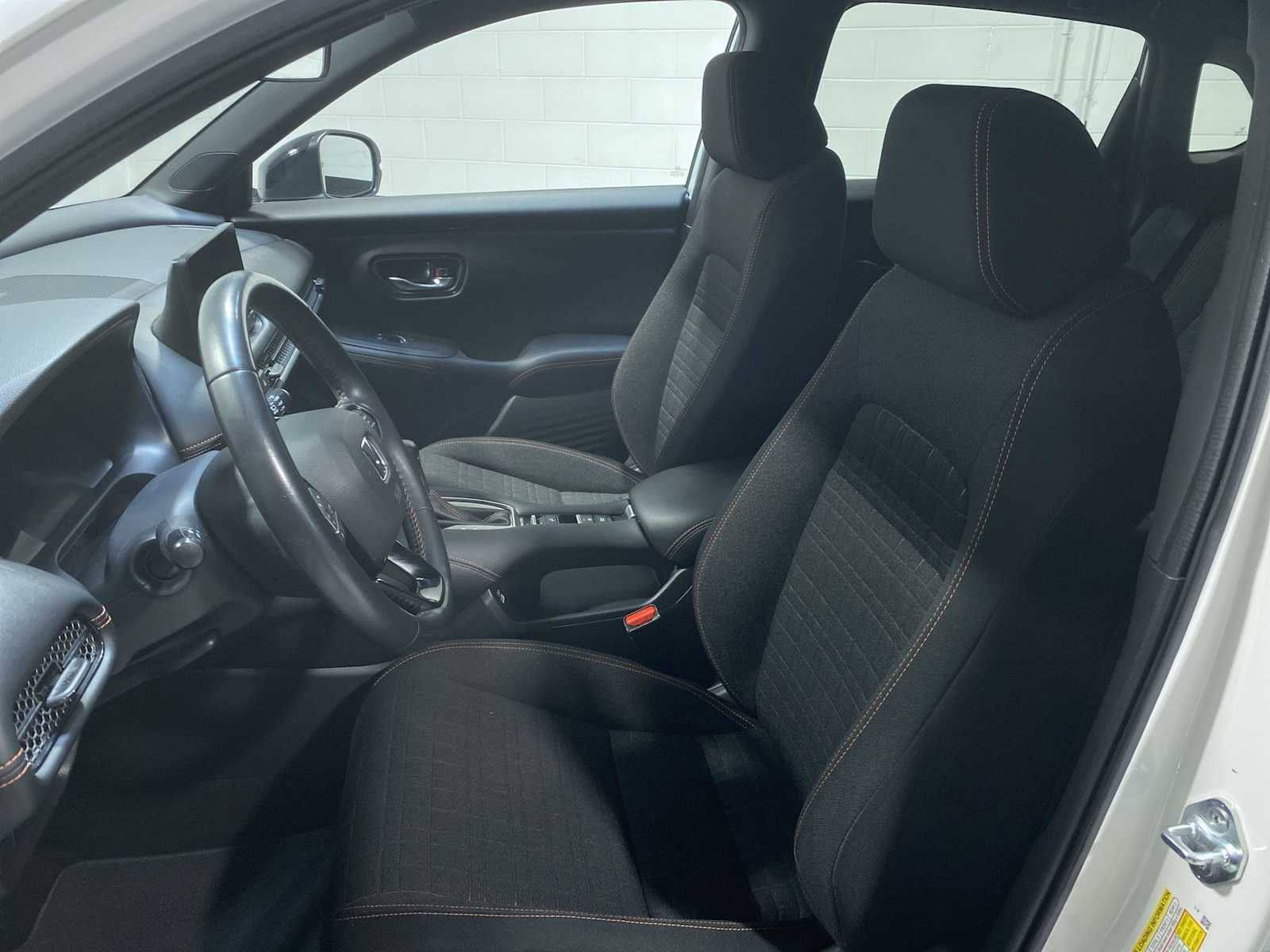 Thumbnail: 2023 Honda HR-V - 2