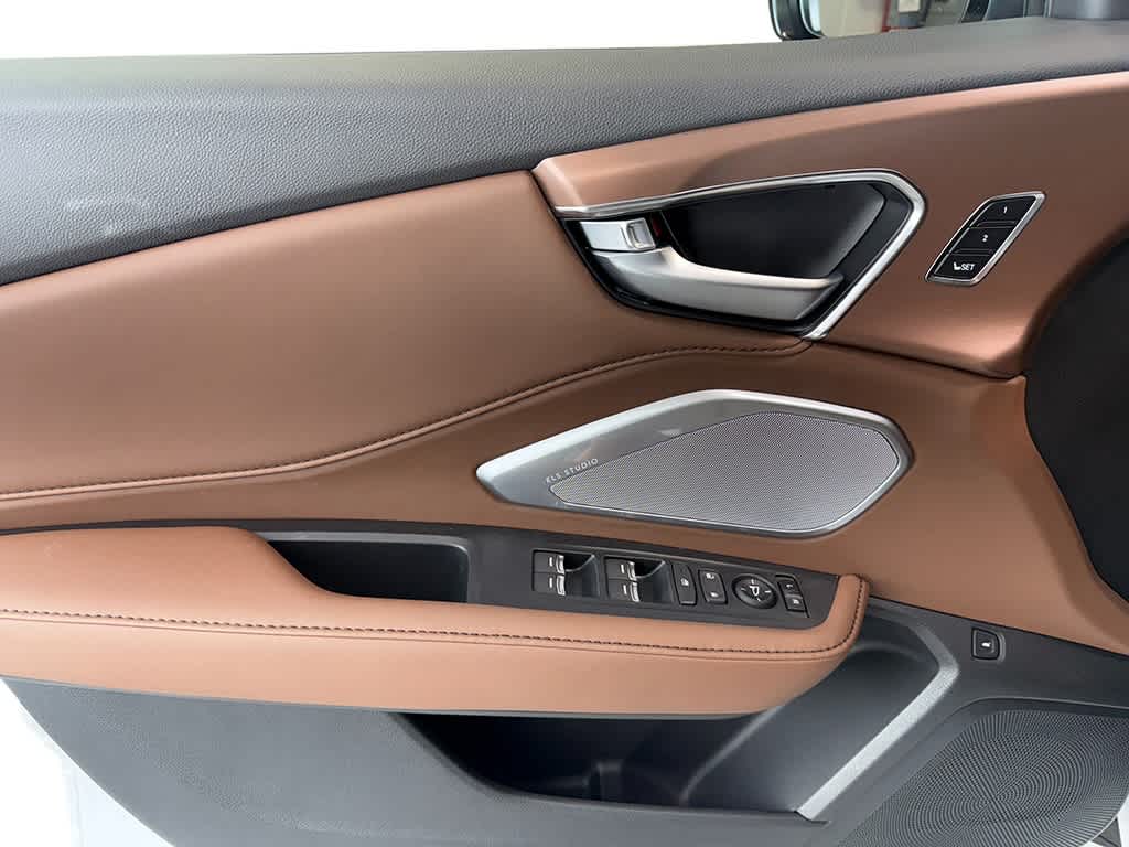 Thumbnail: 2026 Acura RDX - 22