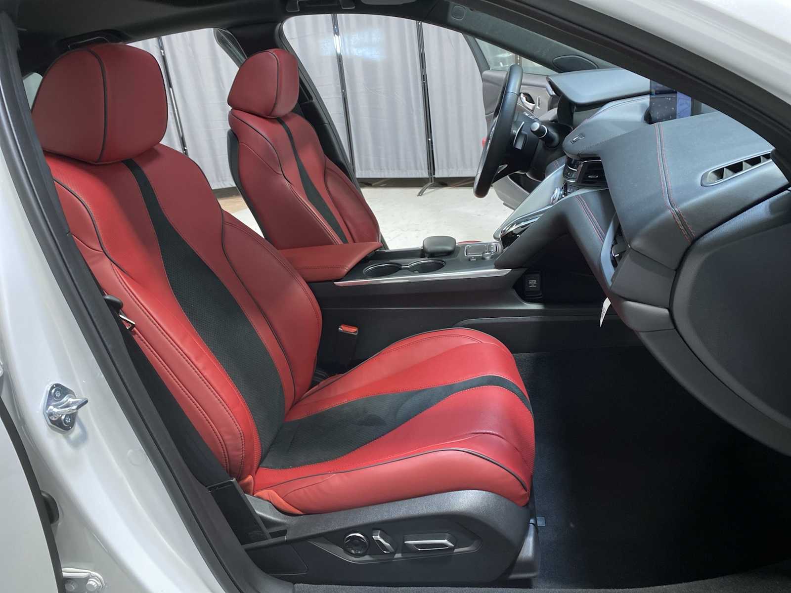 Thumbnail: 2025 Acura TLX - 14