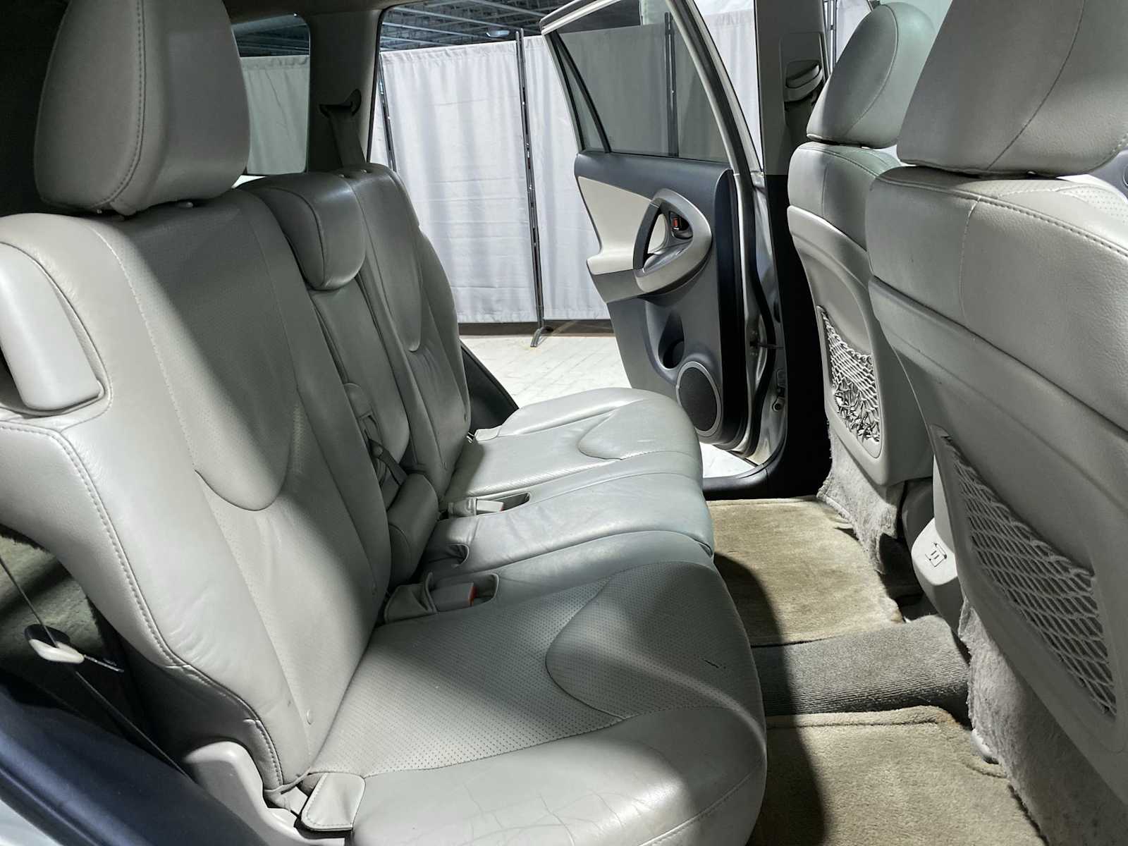 Thumbnail: 2011 Toyota RAV4 - 12