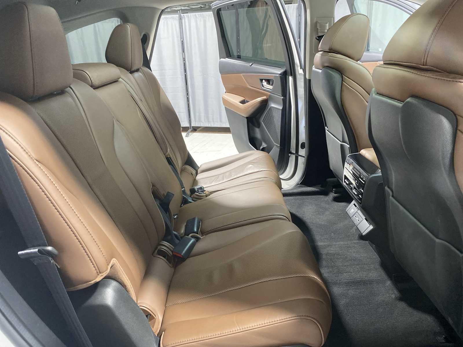 Thumbnail: 2023 Acura MDX - 13