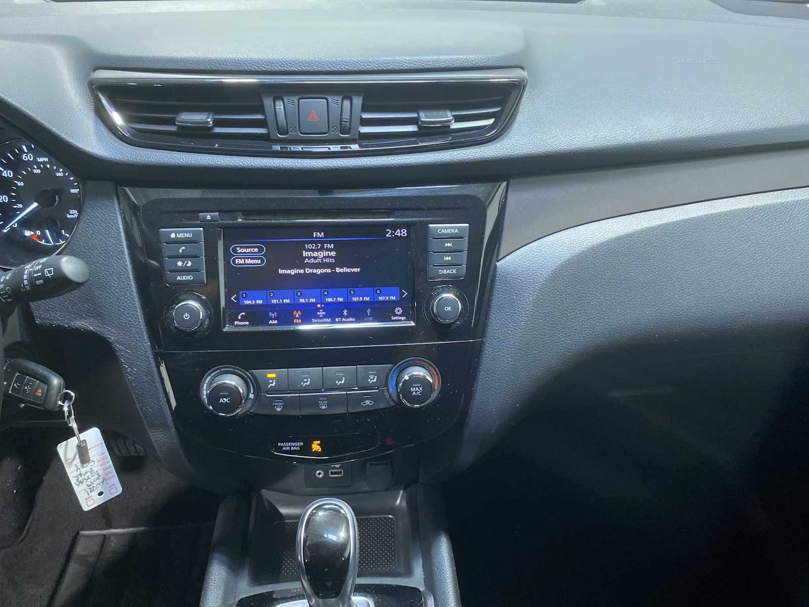 Thumbnail: 2019 Nissan Rogue Sport - 16