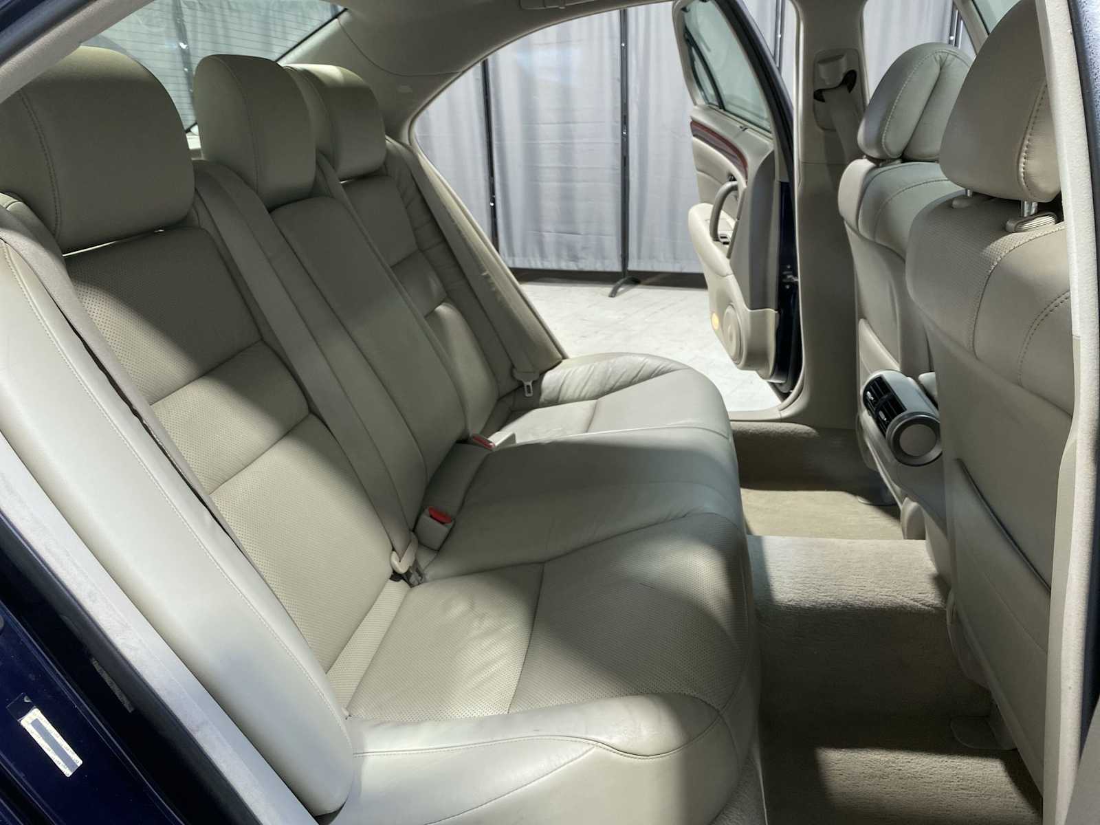 Thumbnail: 2008 Acura RL - 13