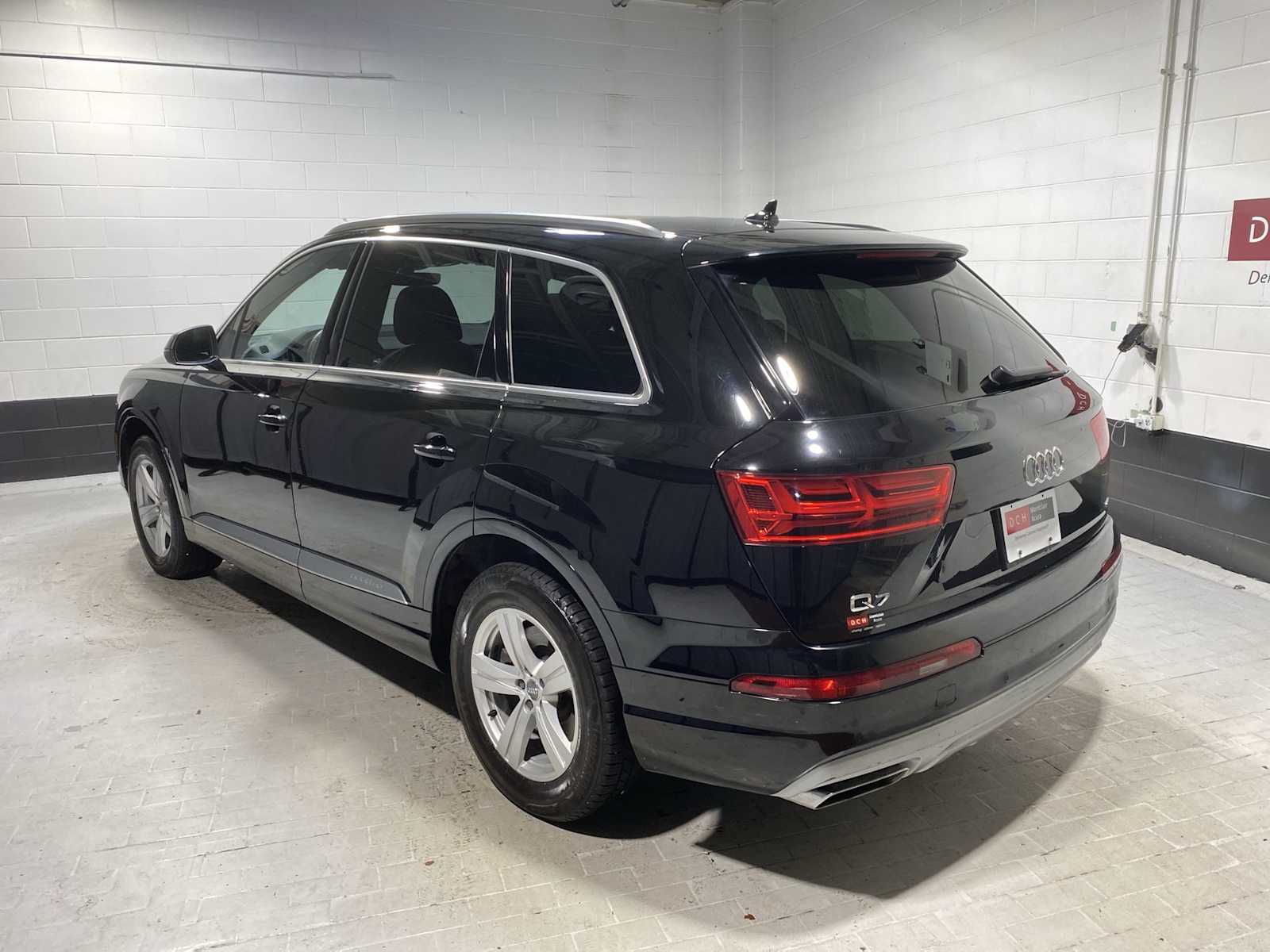 Thumbnail: 2017 Audi Q7 - 4