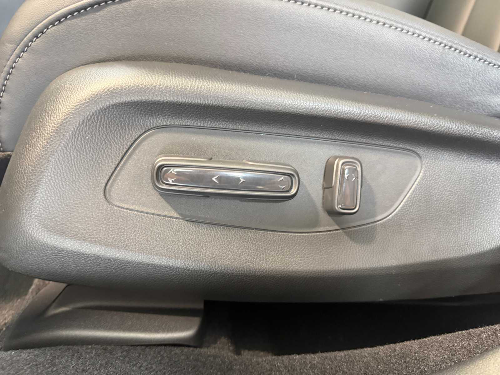 Thumbnail: 2026 Acura ADX - 18