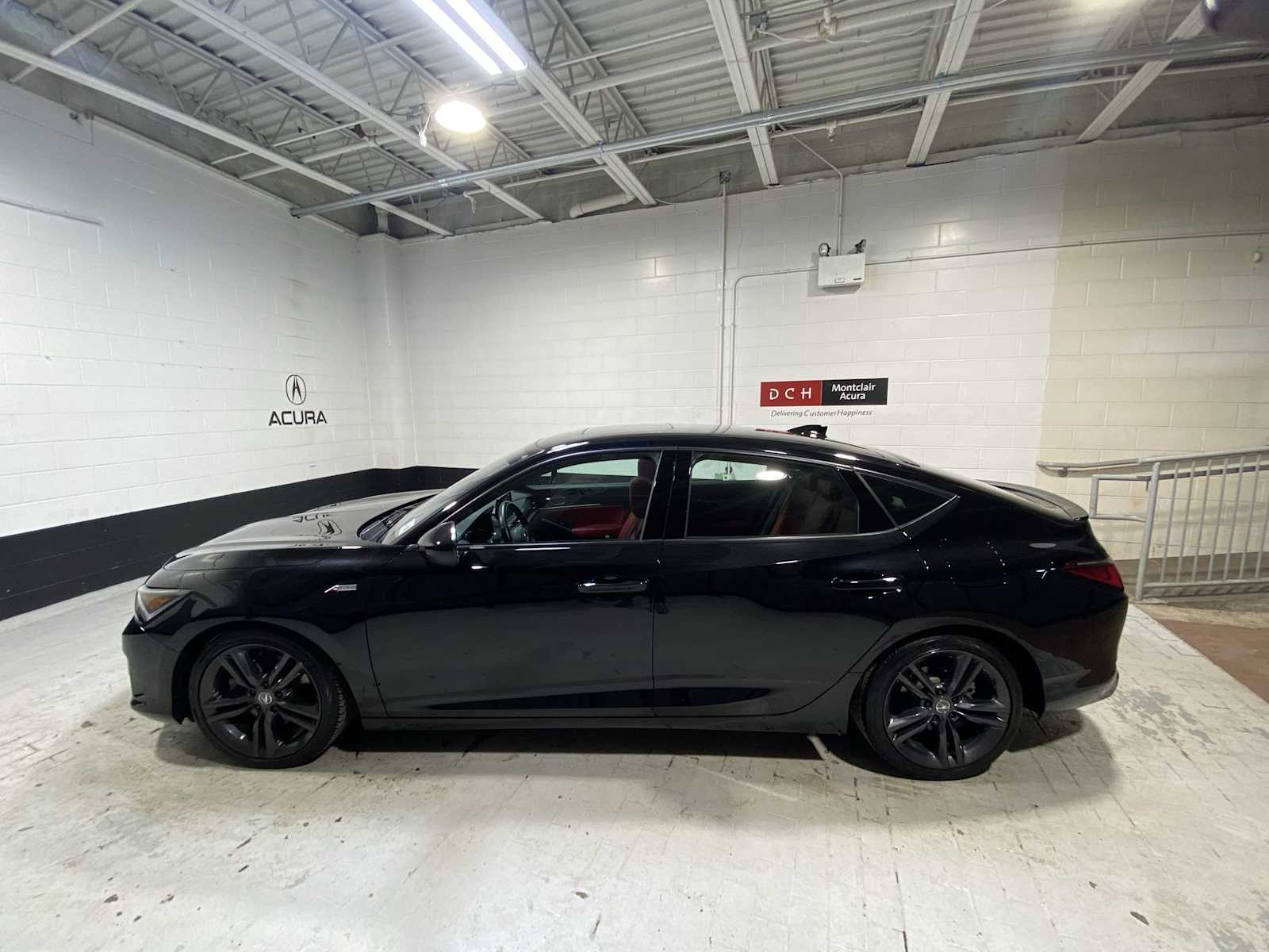 Thumbnail: 2023 Acura Integra - 3