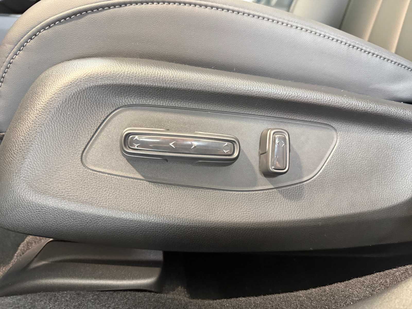 Thumbnail: 2026 Acura ADX - 19