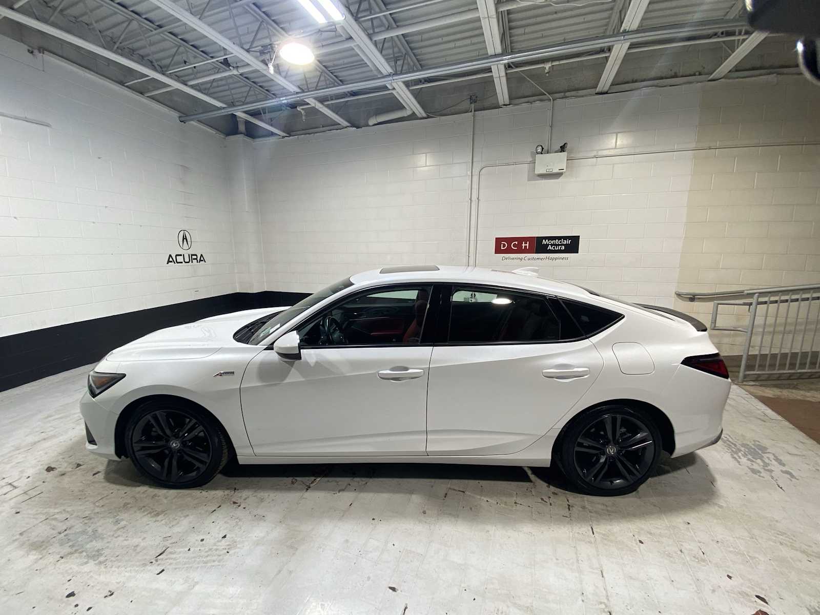 Thumbnail: 2023 Acura Integra - 3