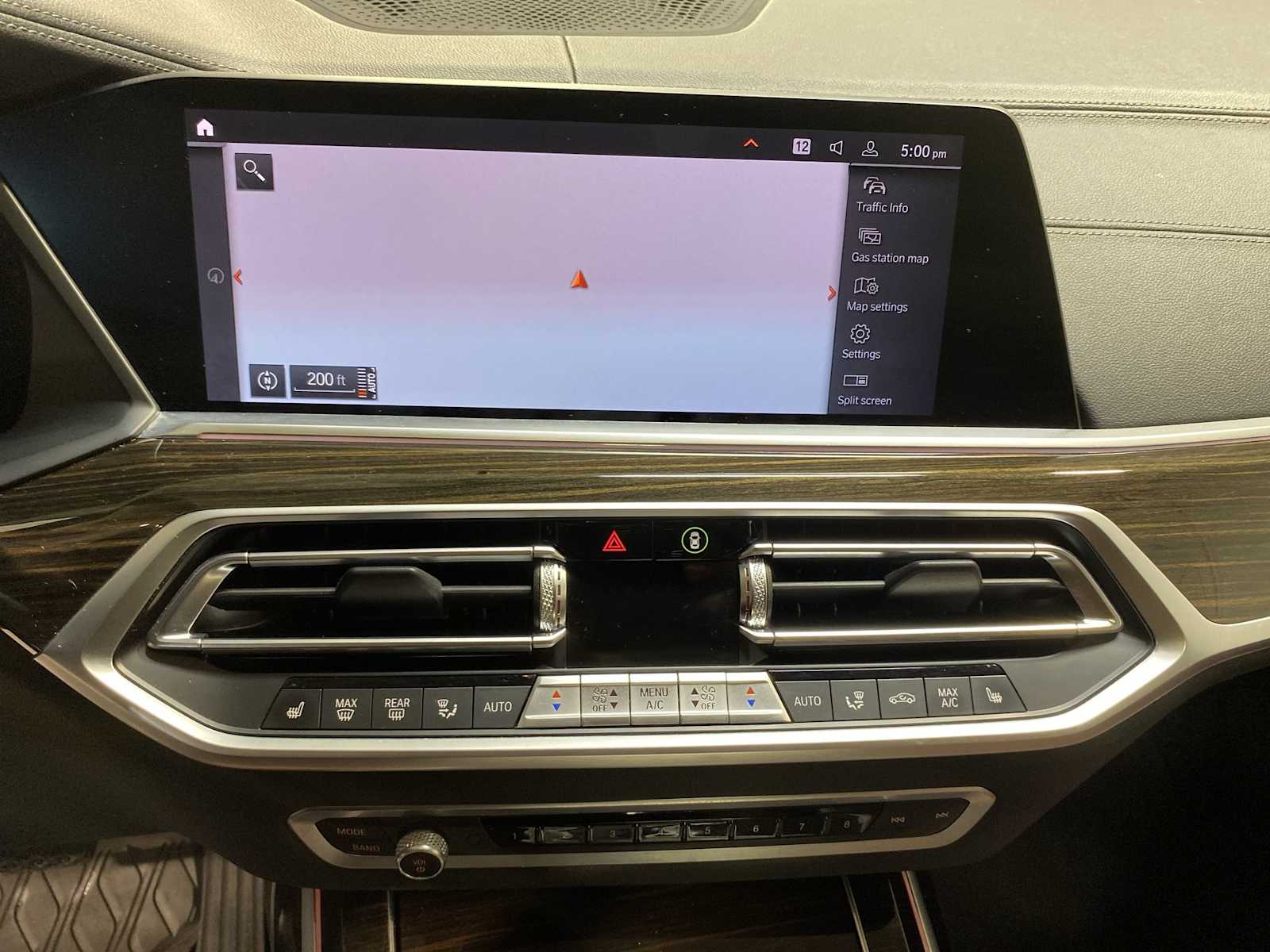Thumbnail: 2019 BMW X7 - 16