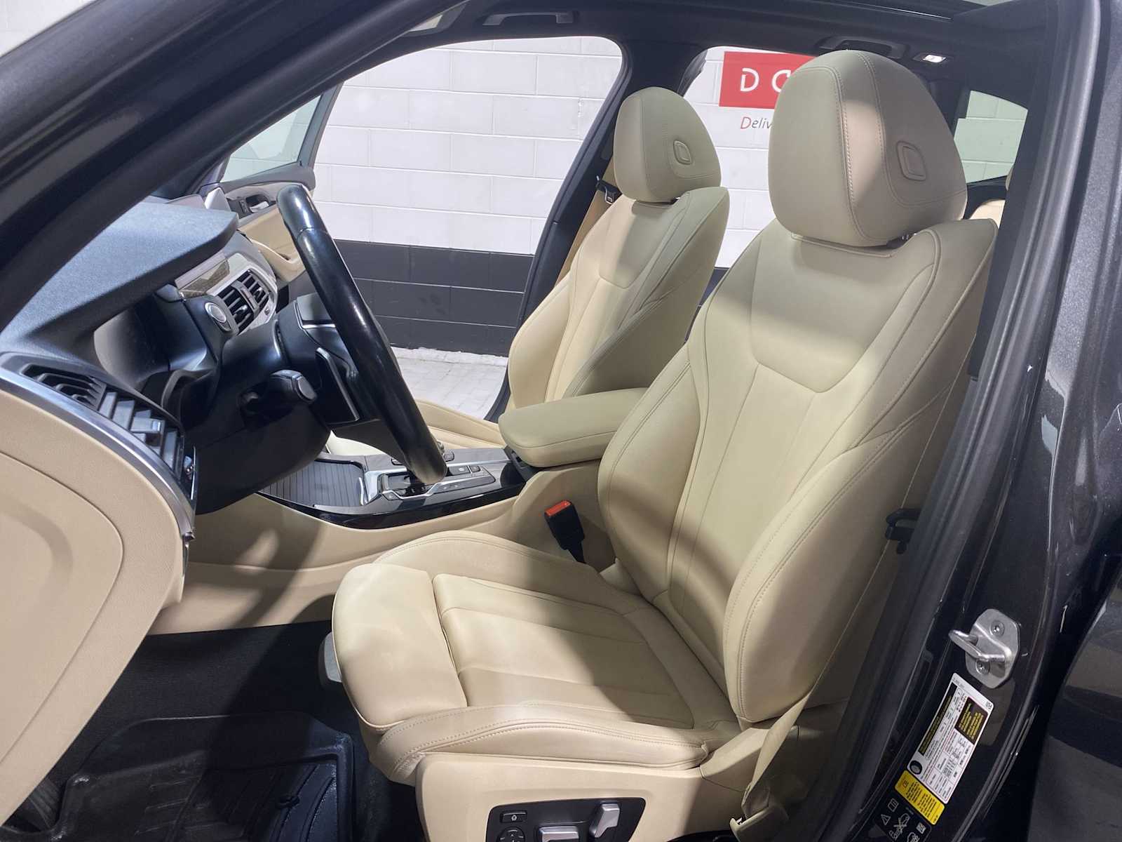 Thumbnail: 2021 BMW X3 - 11