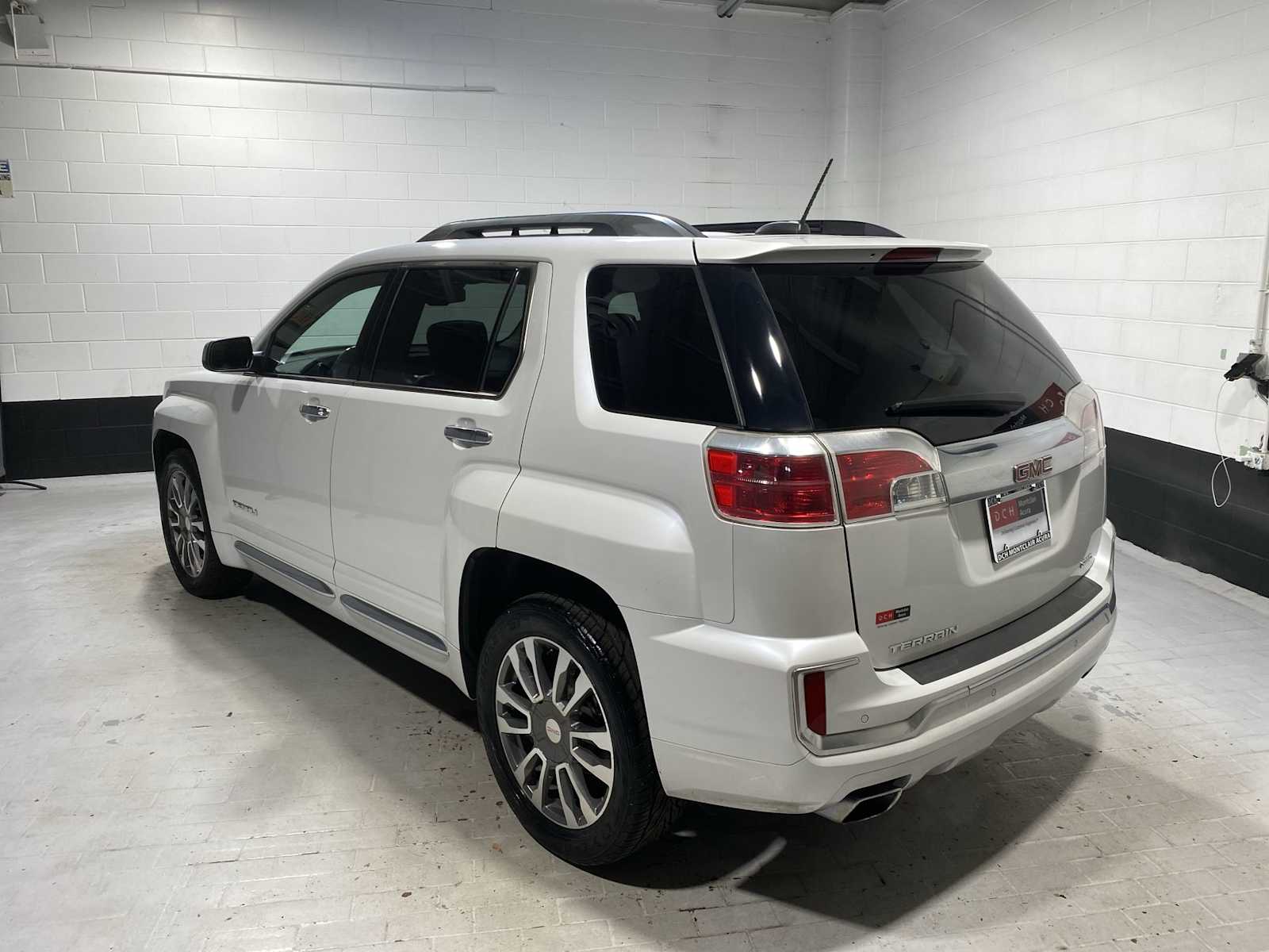 2016 Gmc Terrain Denali photo 2