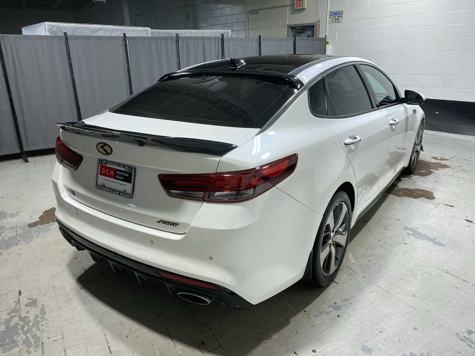 Thumbnail: 2016 Kia Optima - 25