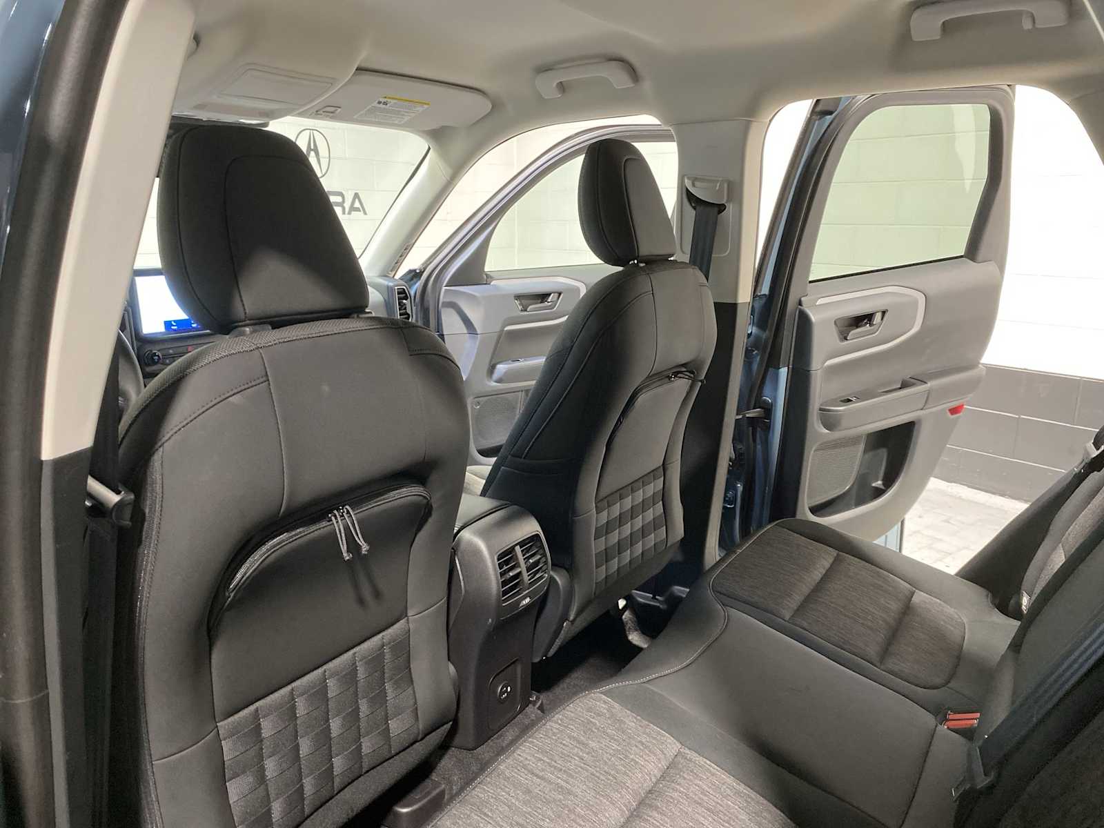 Thumbnail: 2022 Ford Bronco Sport - 12