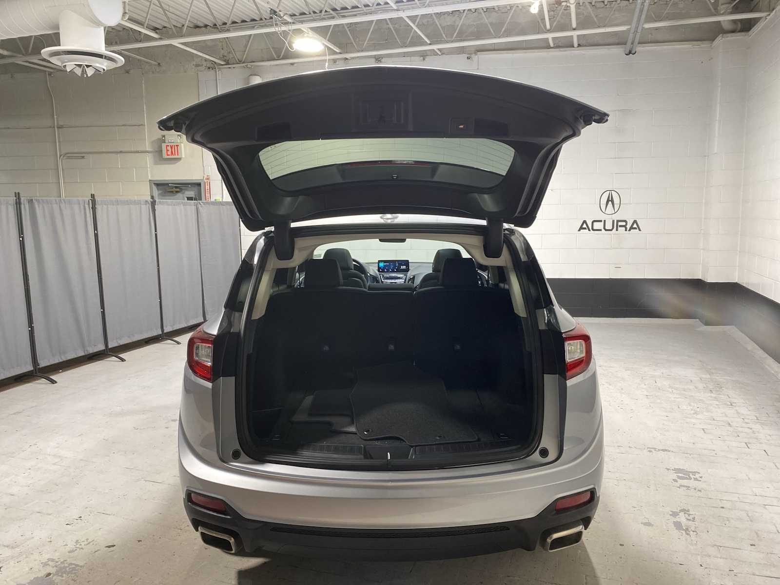 Thumbnail: 2023 Acura RDX - 19