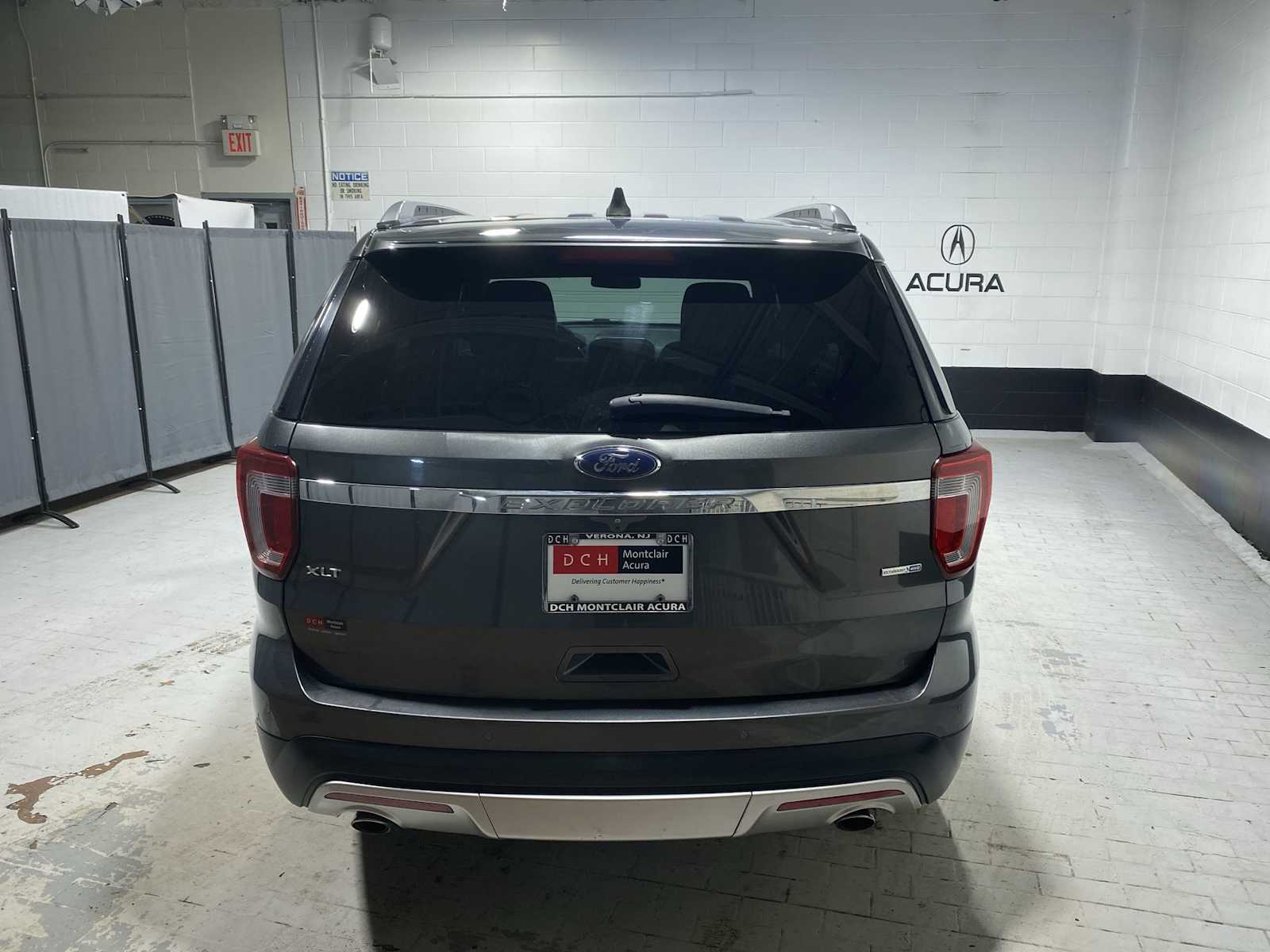 Thumbnail: 2017 Ford Explorer - 5