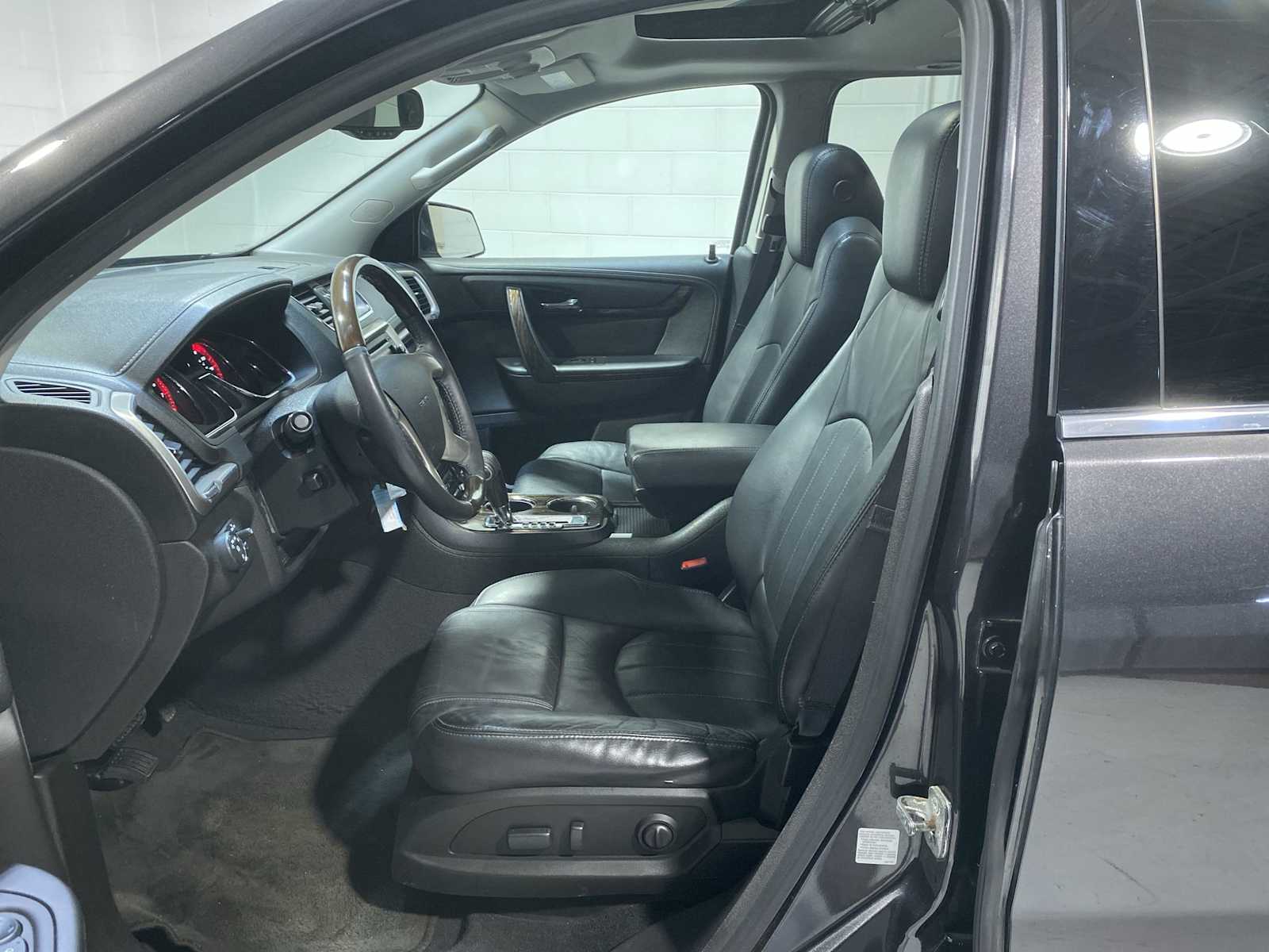 Thumbnail: 2015 GMC Acadia - 2