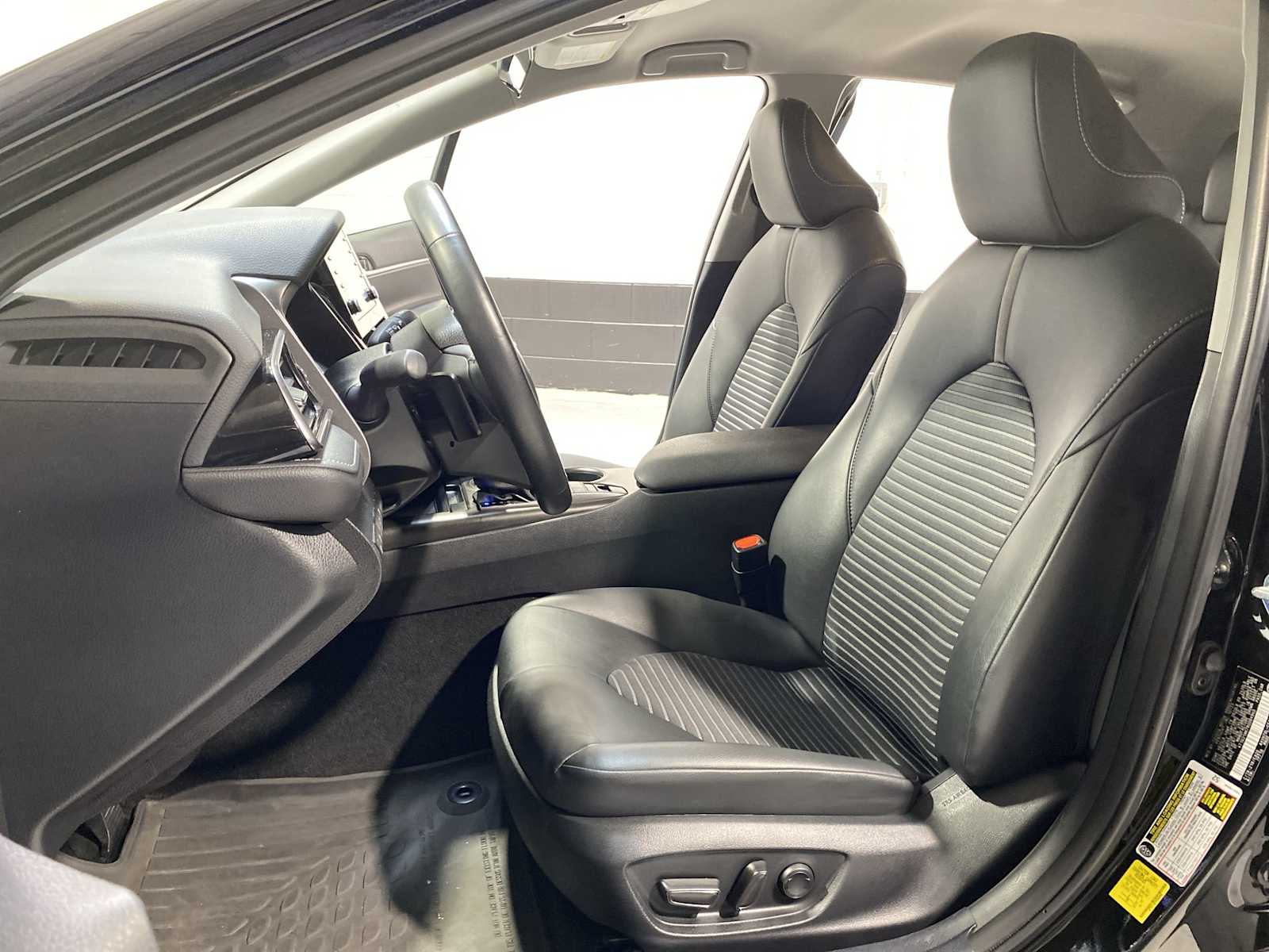 2024 Toyota Camry SE 11