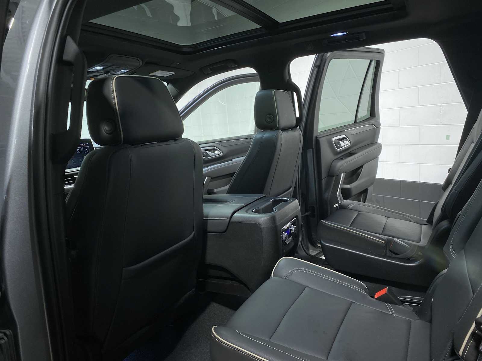 Thumbnail: 2023 GMC Yukon - 12