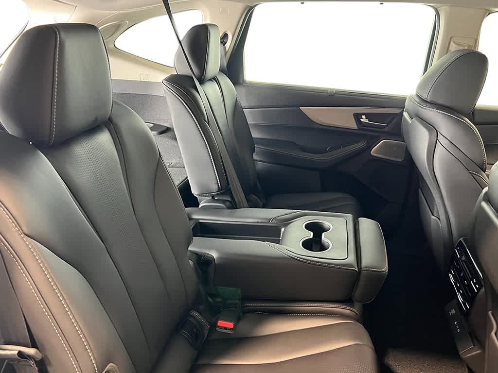 Thumbnail: 2026 Acura MDX - 32