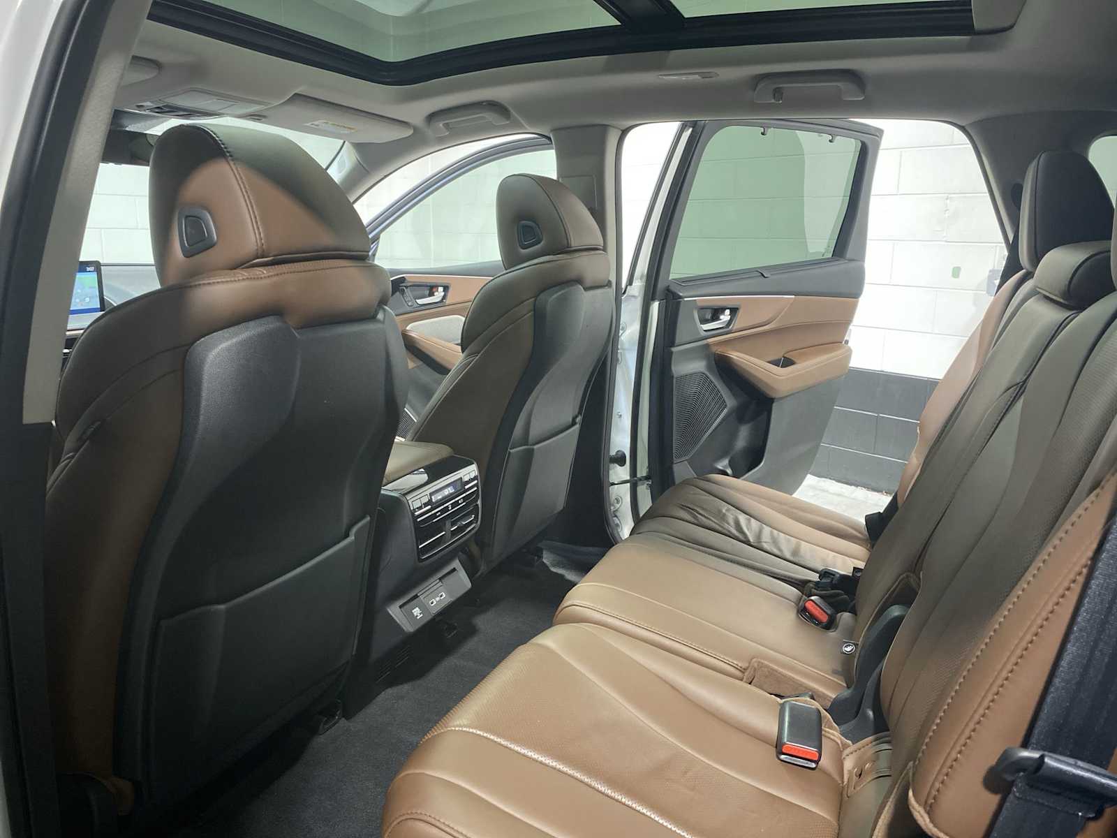 Thumbnail: 2023 Acura MDX - 12