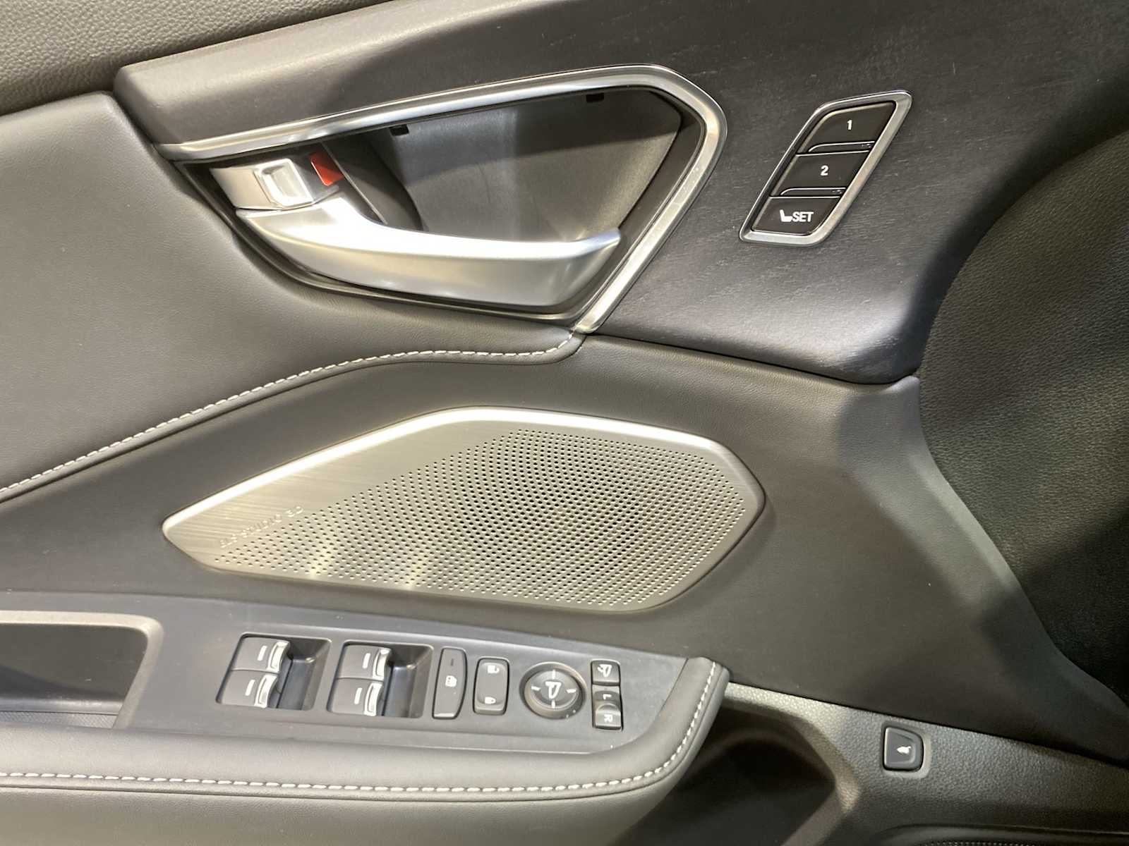 Thumbnail: 2025 Acura RDX - 23