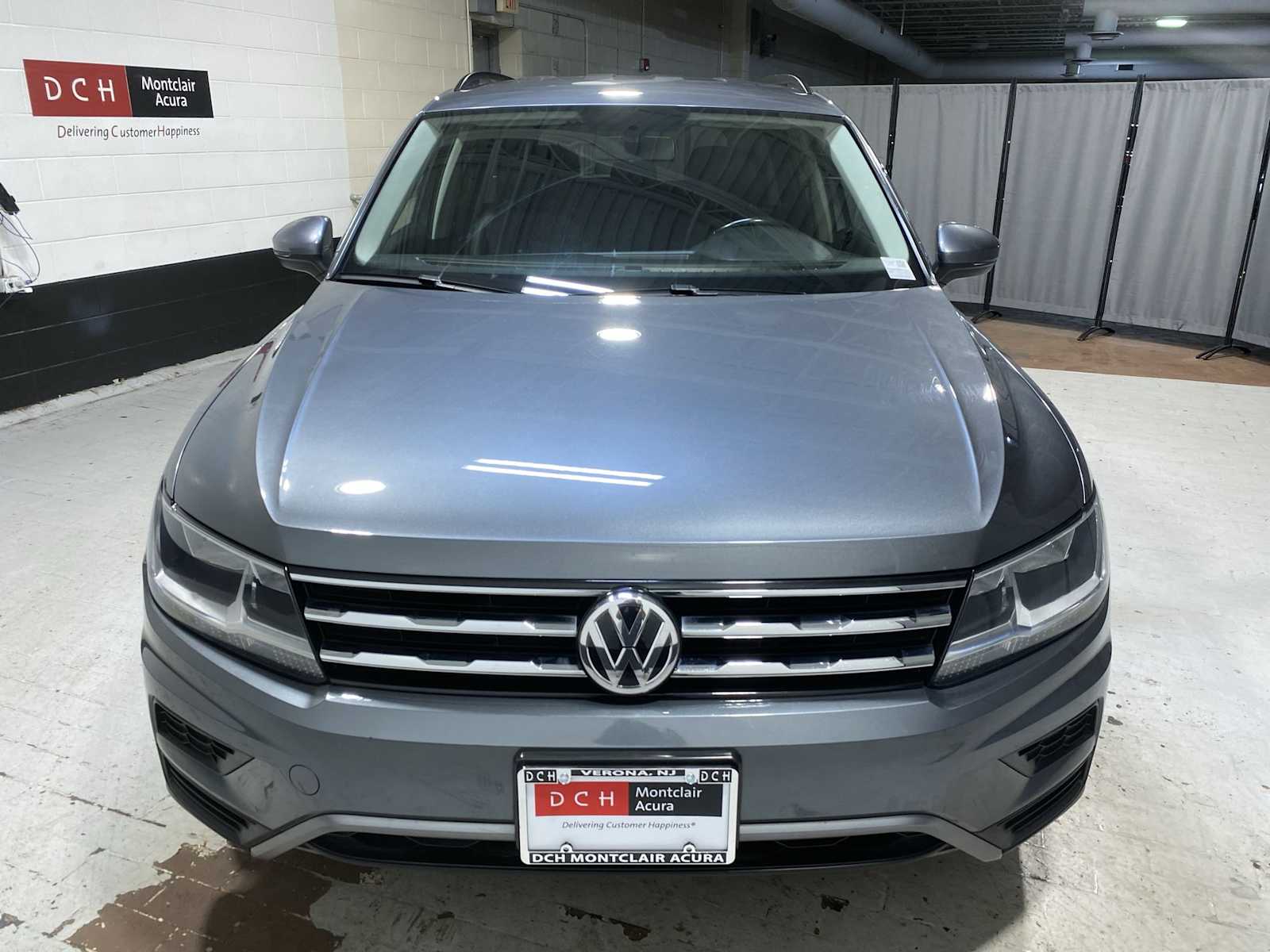 Thumbnail: 2018 Volkswagen Tiguan - 6