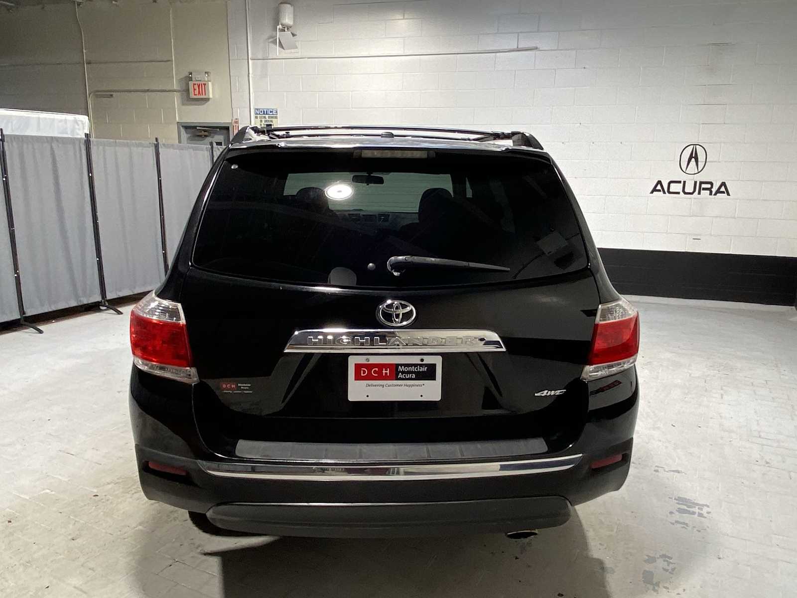Thumbnail: 2012 Toyota Highlander - 5