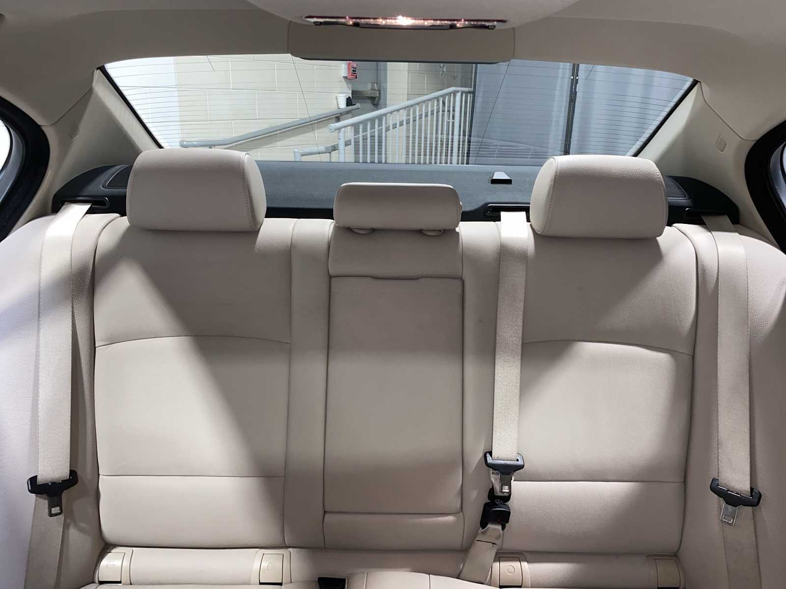 Thumbnail: 2013 BMW 5 Series - 21