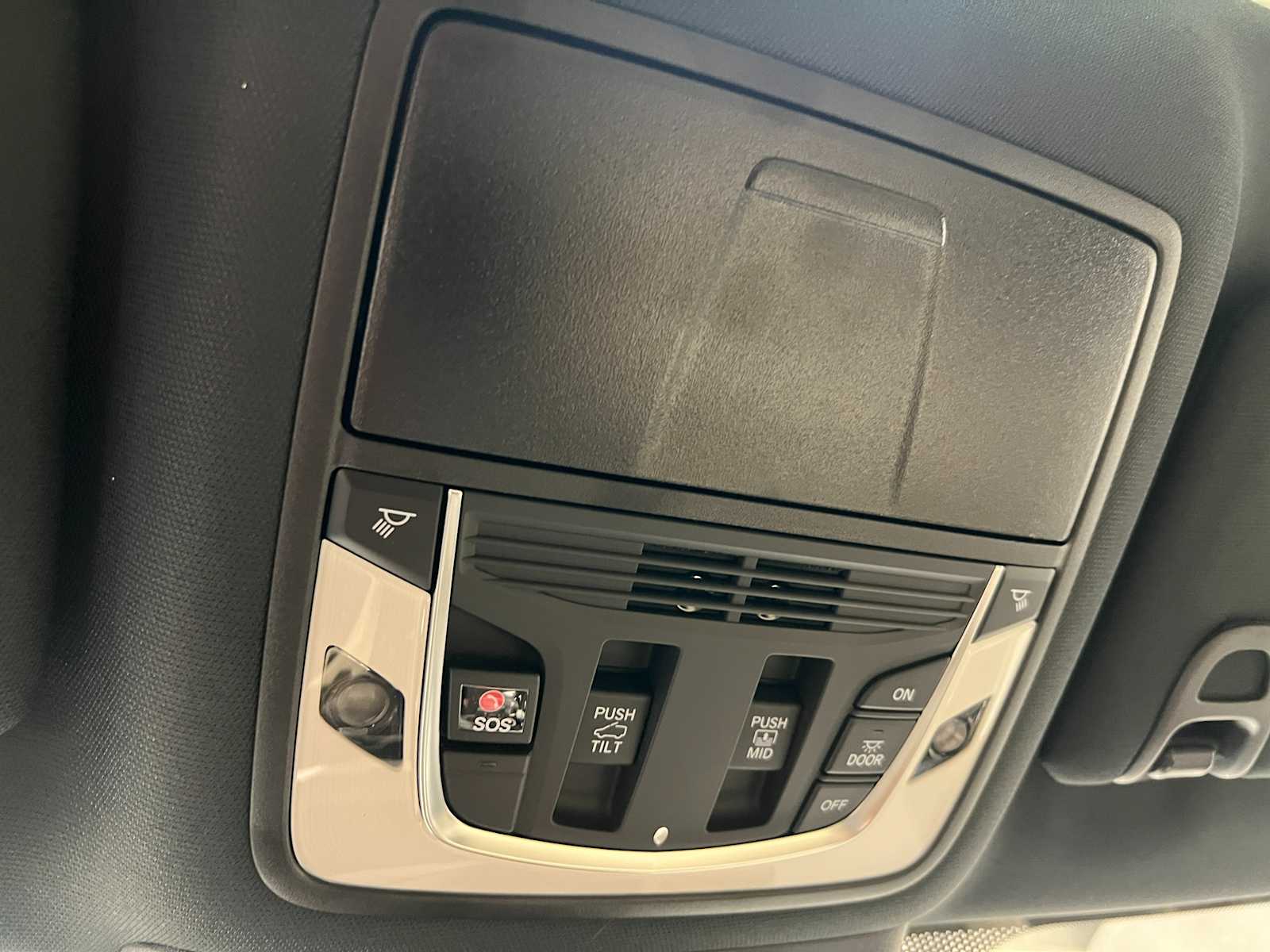 Thumbnail: 2026 Acura MDX - 27