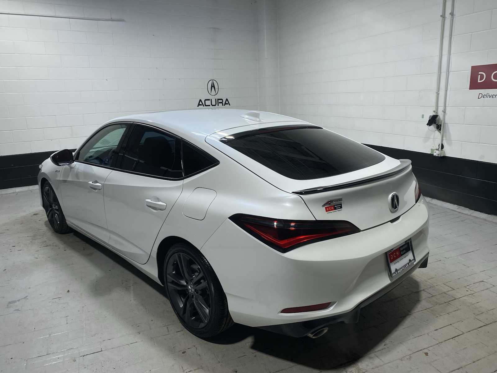 Thumbnail: 2025 Acura Integra - 4