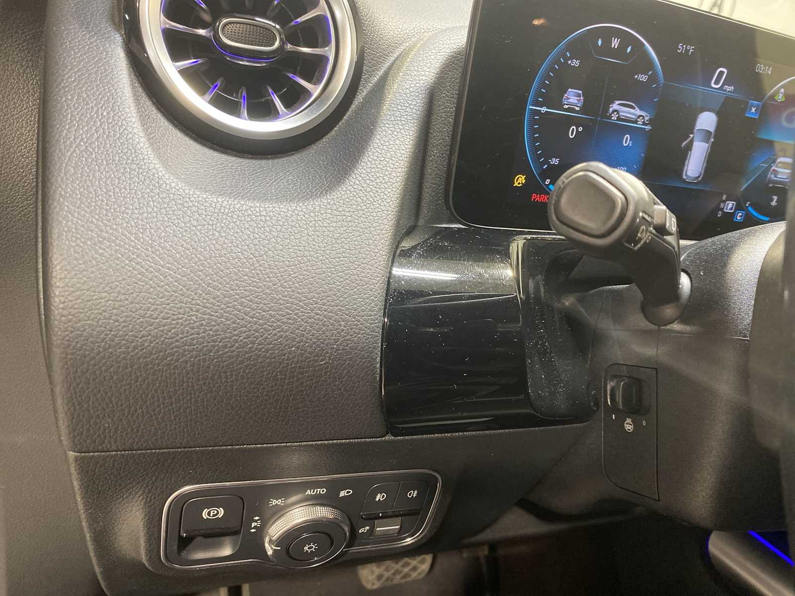 Thumbnail: 2022 Mercedes-Benz GLA - 24