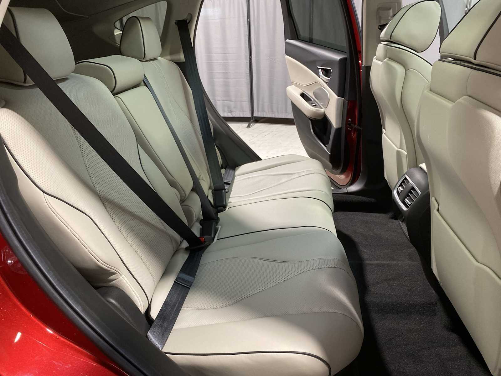 Thumbnail: 2025 Acura RDX - 13