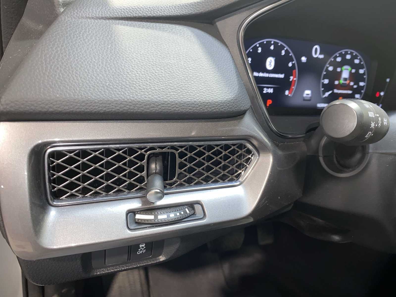 Thumbnail: 2023 Acura Integra - 24