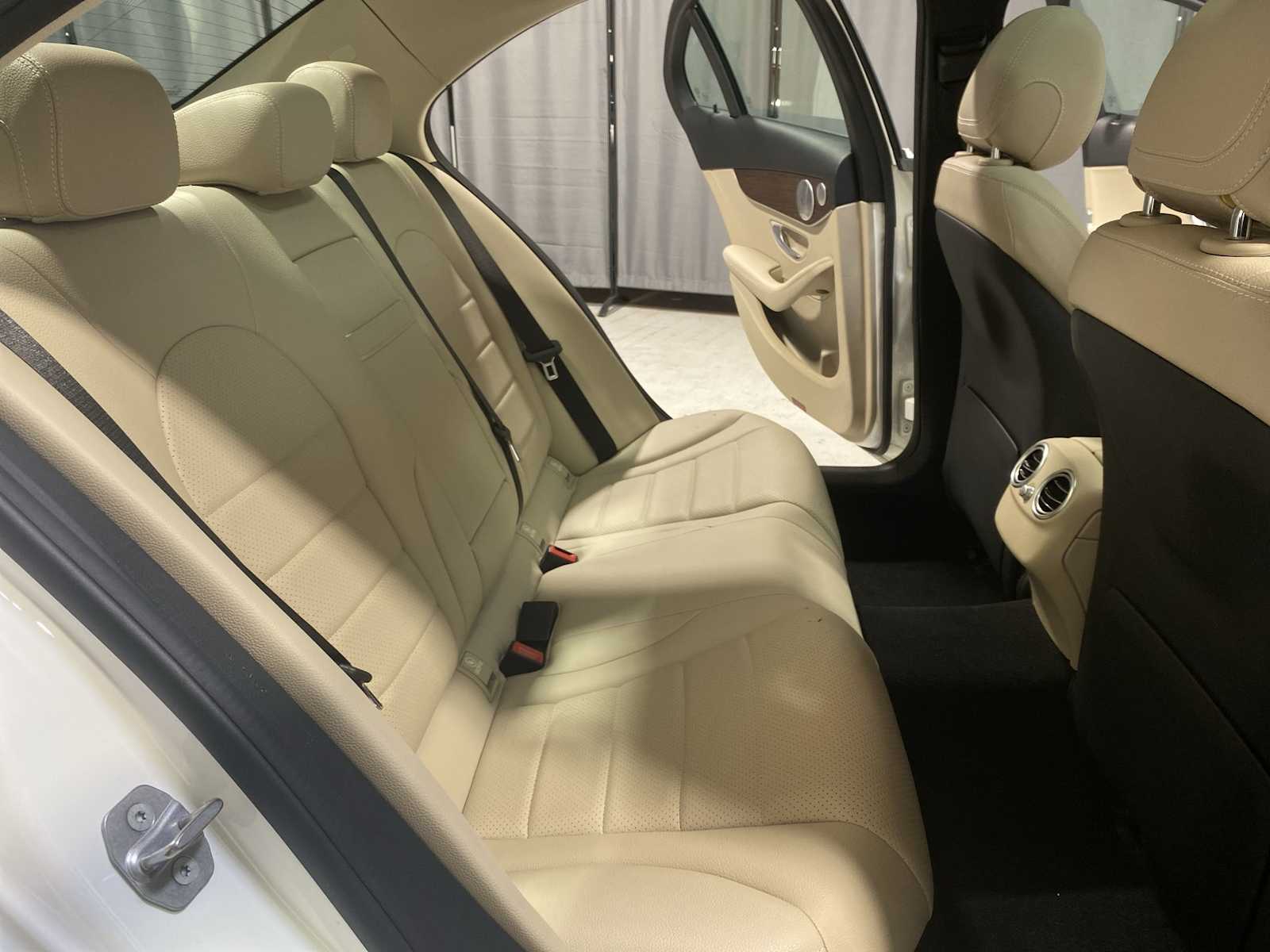 Thumbnail: 2021 Mercedes-Benz C-Class - 13