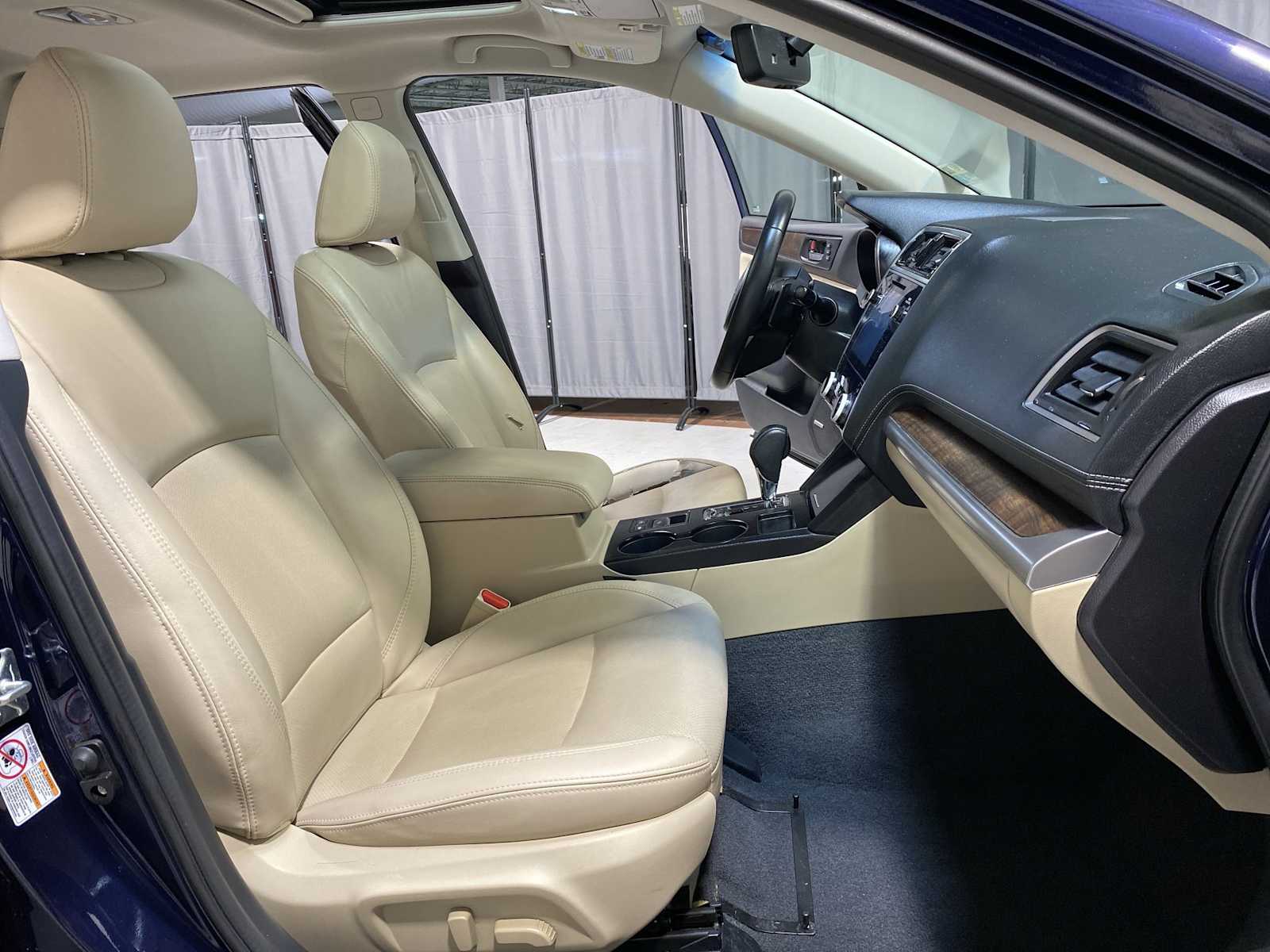 2018 Subaru Outback Limited 14