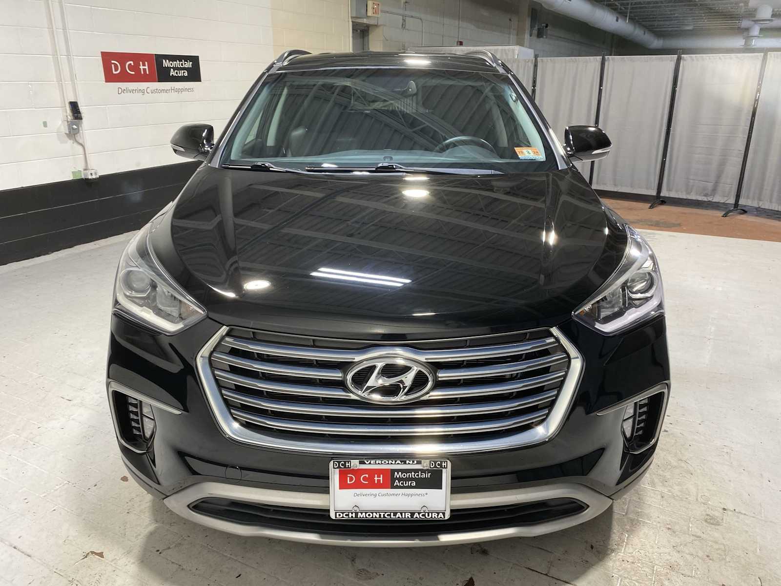 Thumbnail: 2017 Hyundai Santa Fe - 6