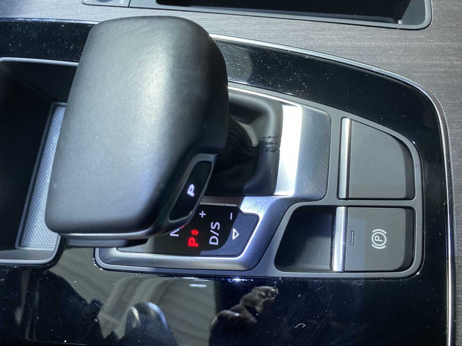 Thumbnail: 2021 Audi Q5 - 16